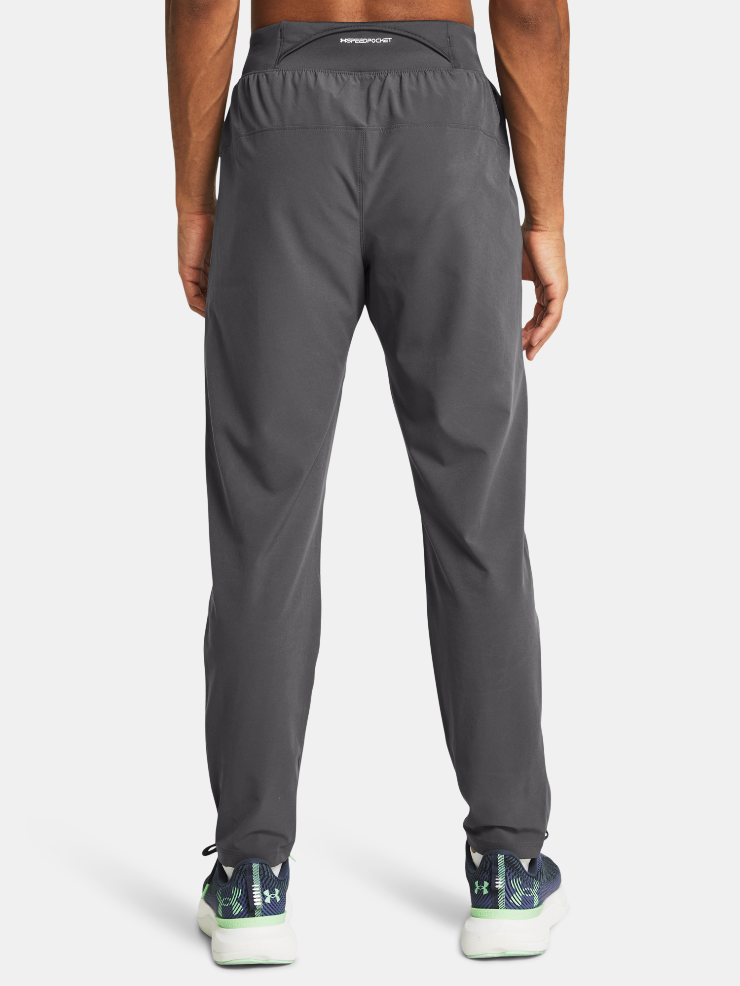 Pantaloni si pantaloni scurti pentru barbati Under Armour - gri