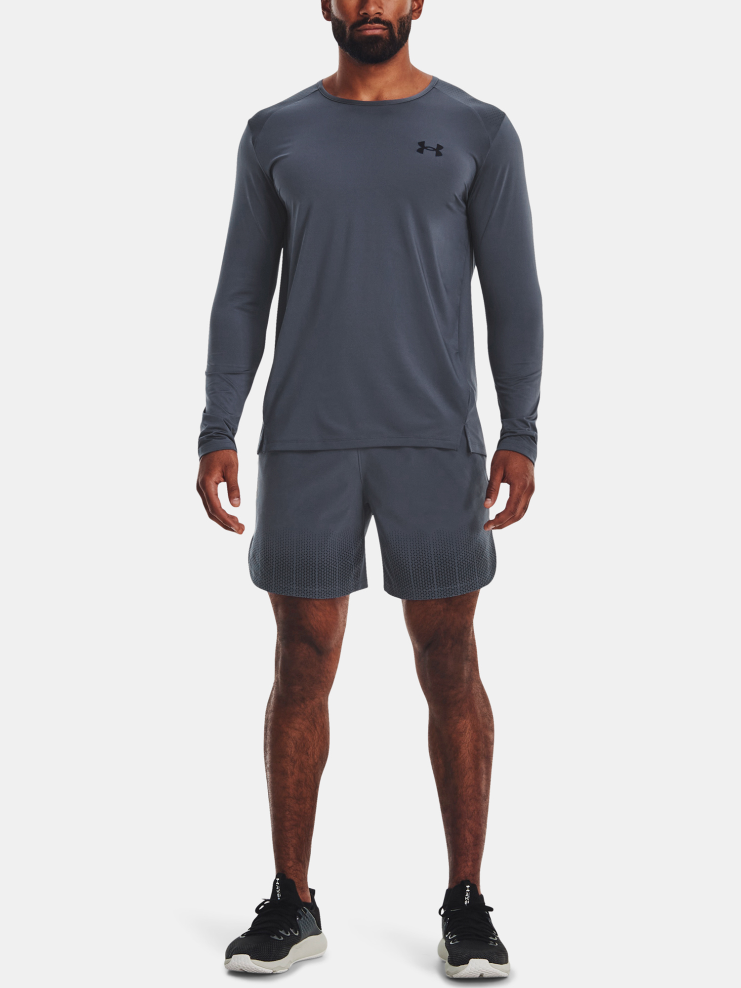 Pantaloni si pantaloni scurti pentru barbati Under Armour - gri