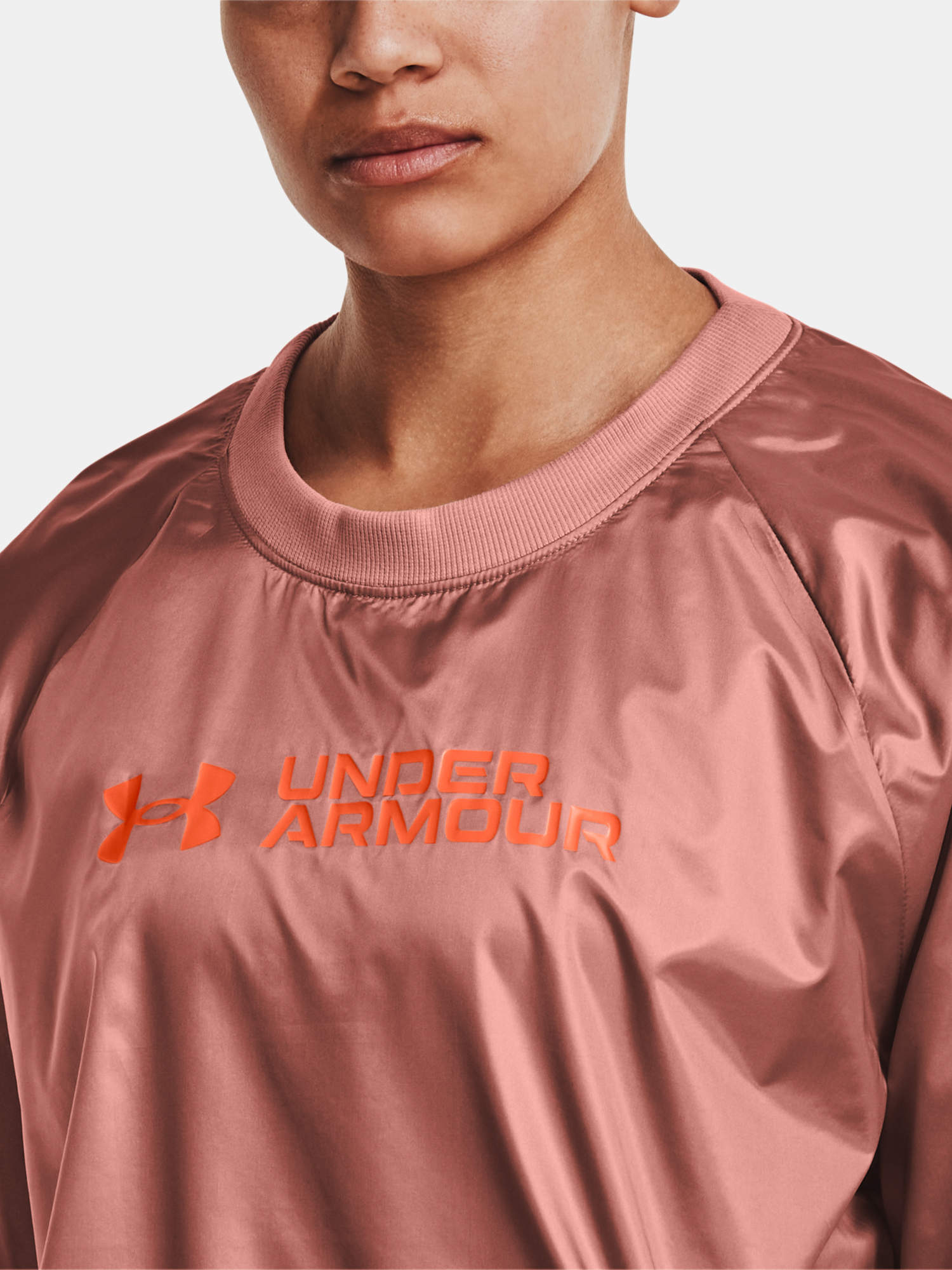 Under Armour Sweatshirt Recover Woven Shine Crew-PNK - Ladies