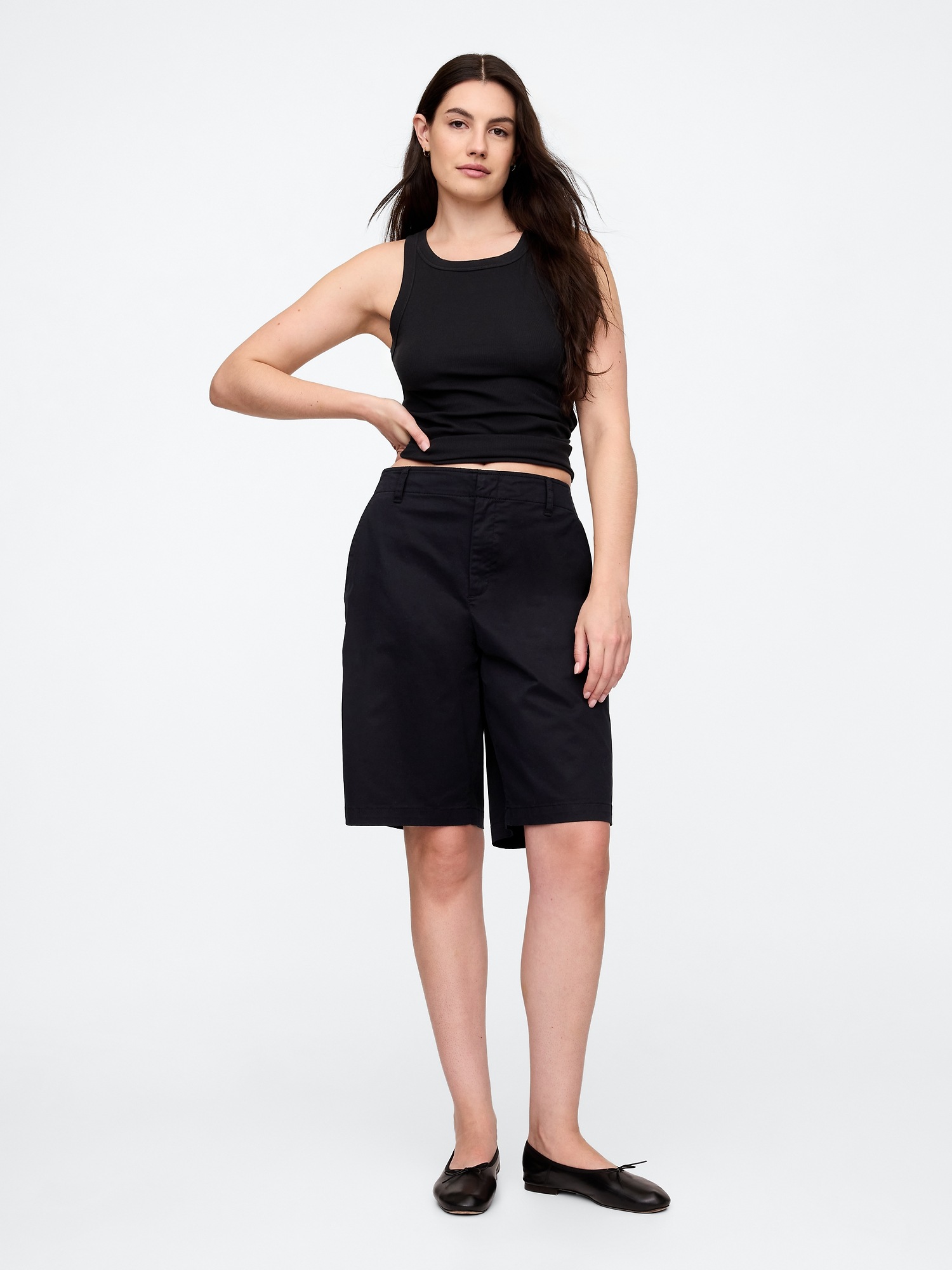 GAP Shorts Khaki Bermuda - Women&#039;s