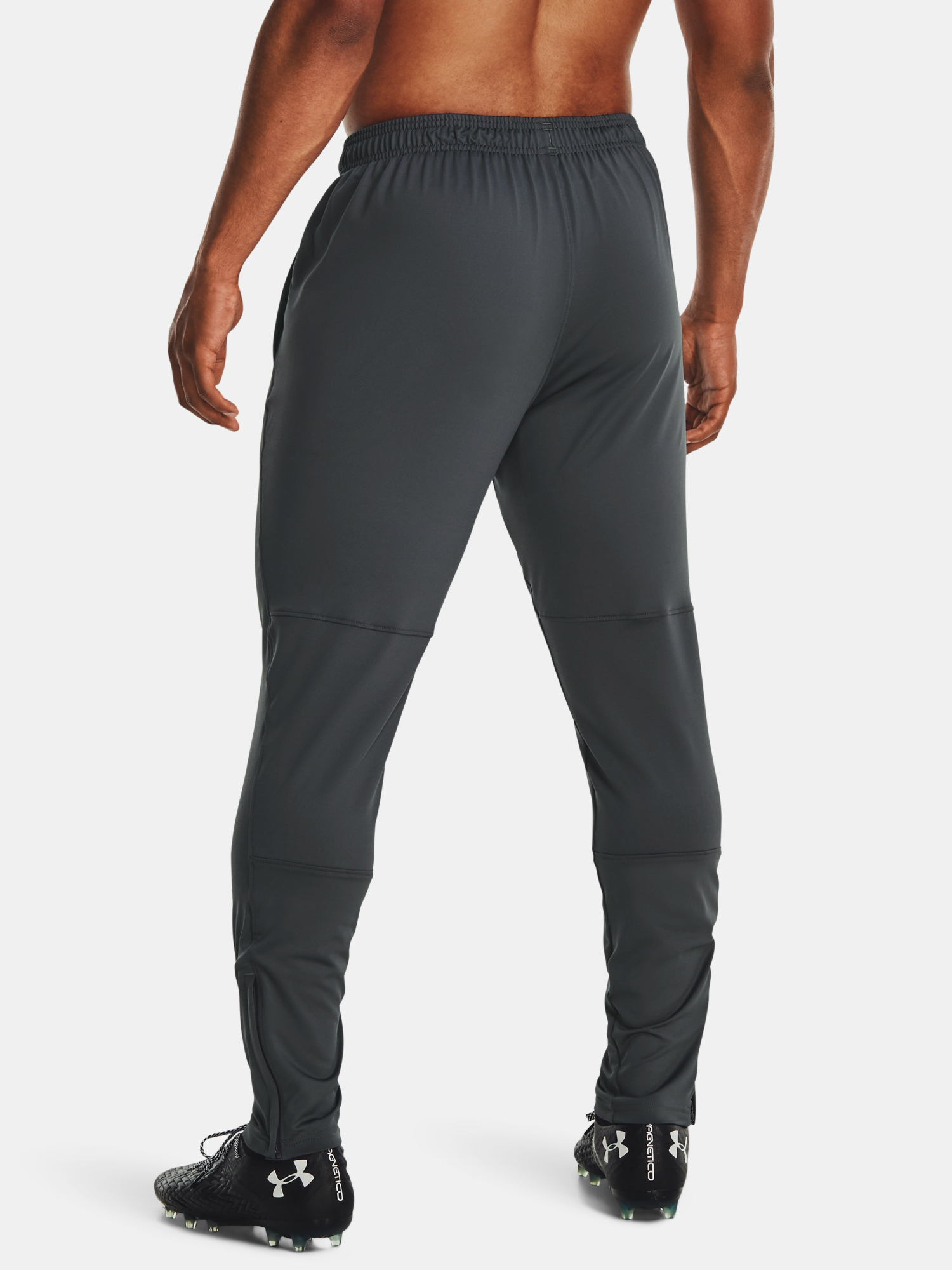 Pantaloni si pantaloni scurti pentru barbati Under Armour - gri