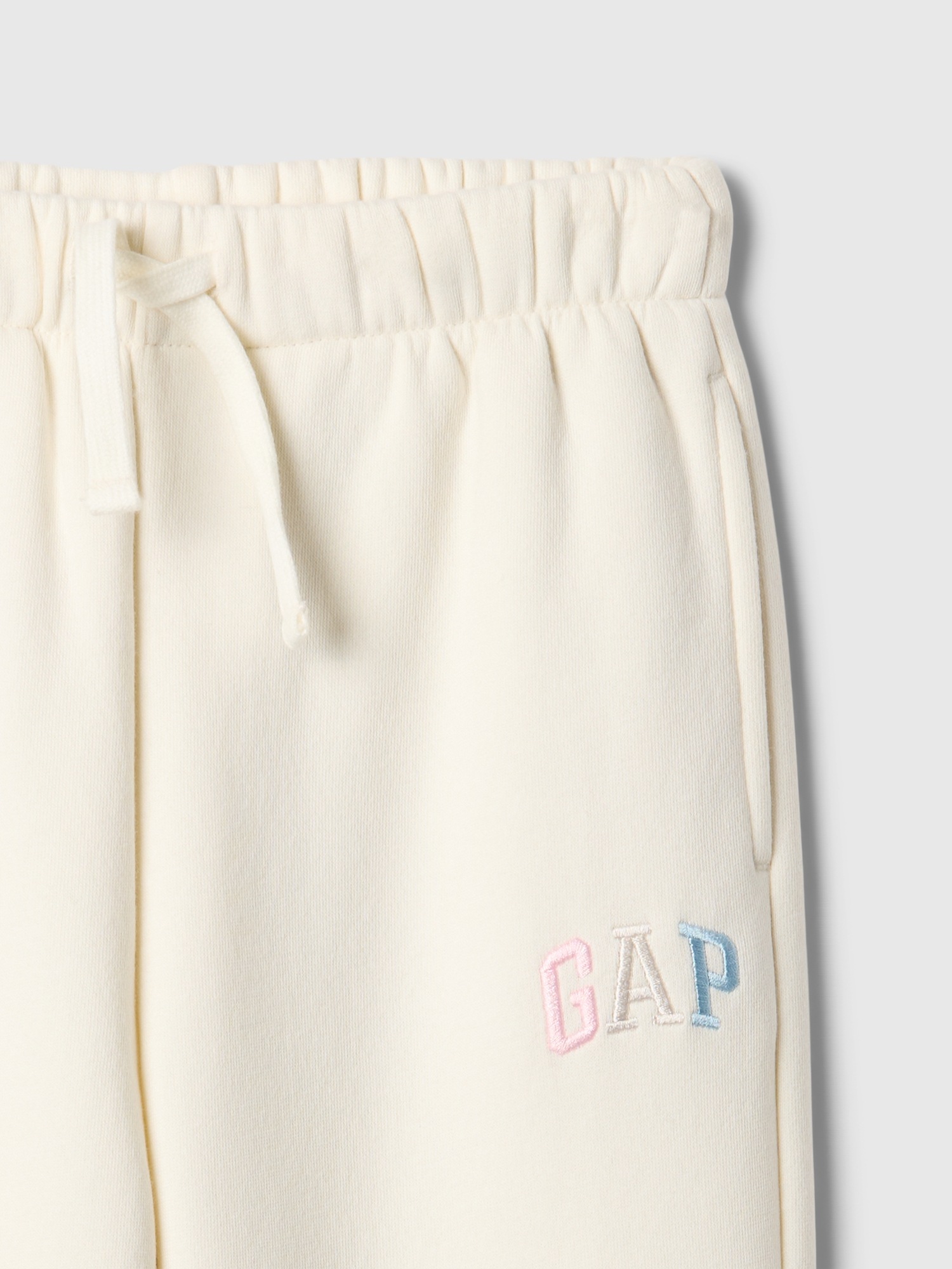 GAP Children&#039;s sweatpants with logo - Girls