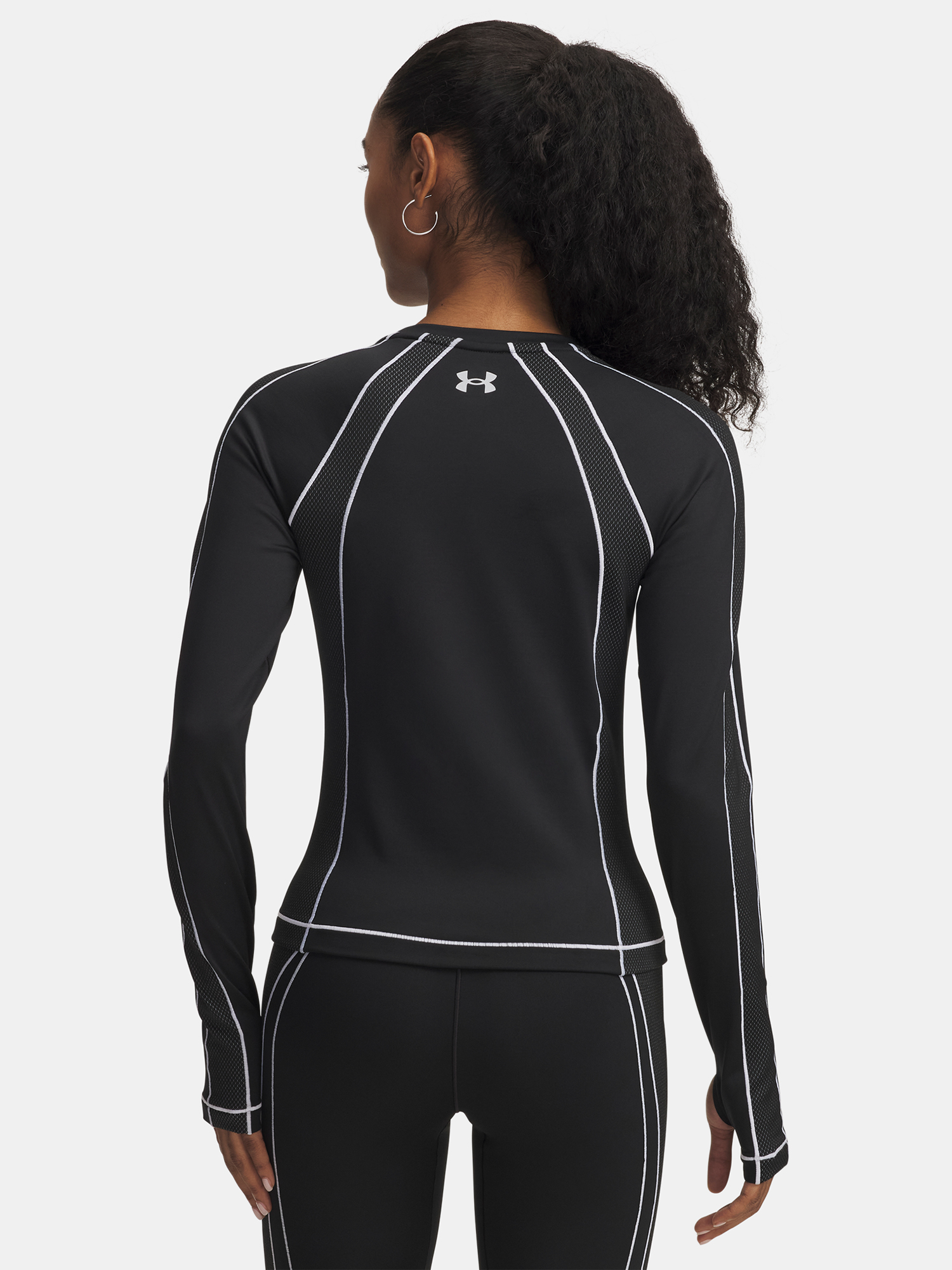 Under Armour UA ColdGear Textured Crew-BLK Women's T-Shirt - Women's