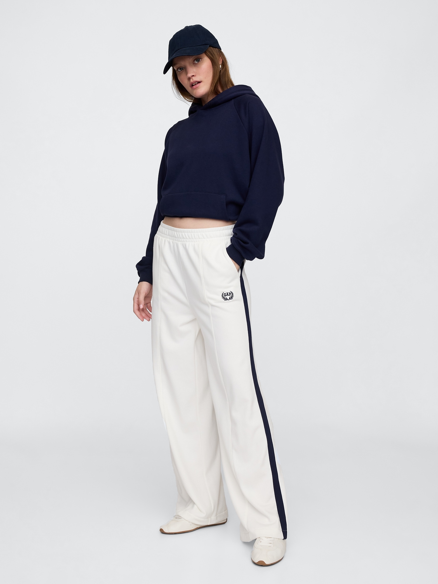 GAP Sweatpants with logo - Women&#039;s