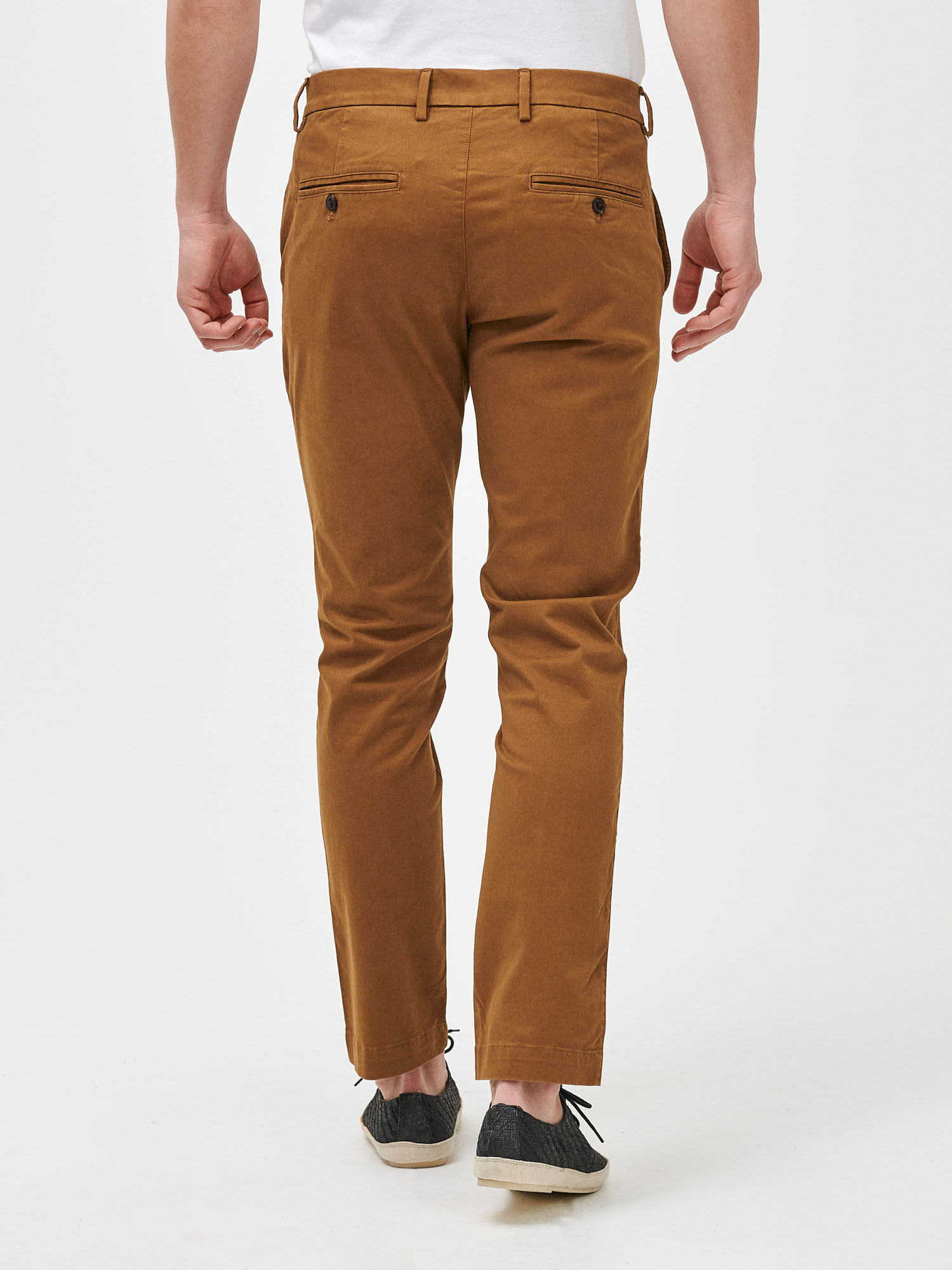 Pantaloni pentru bărbați GAP