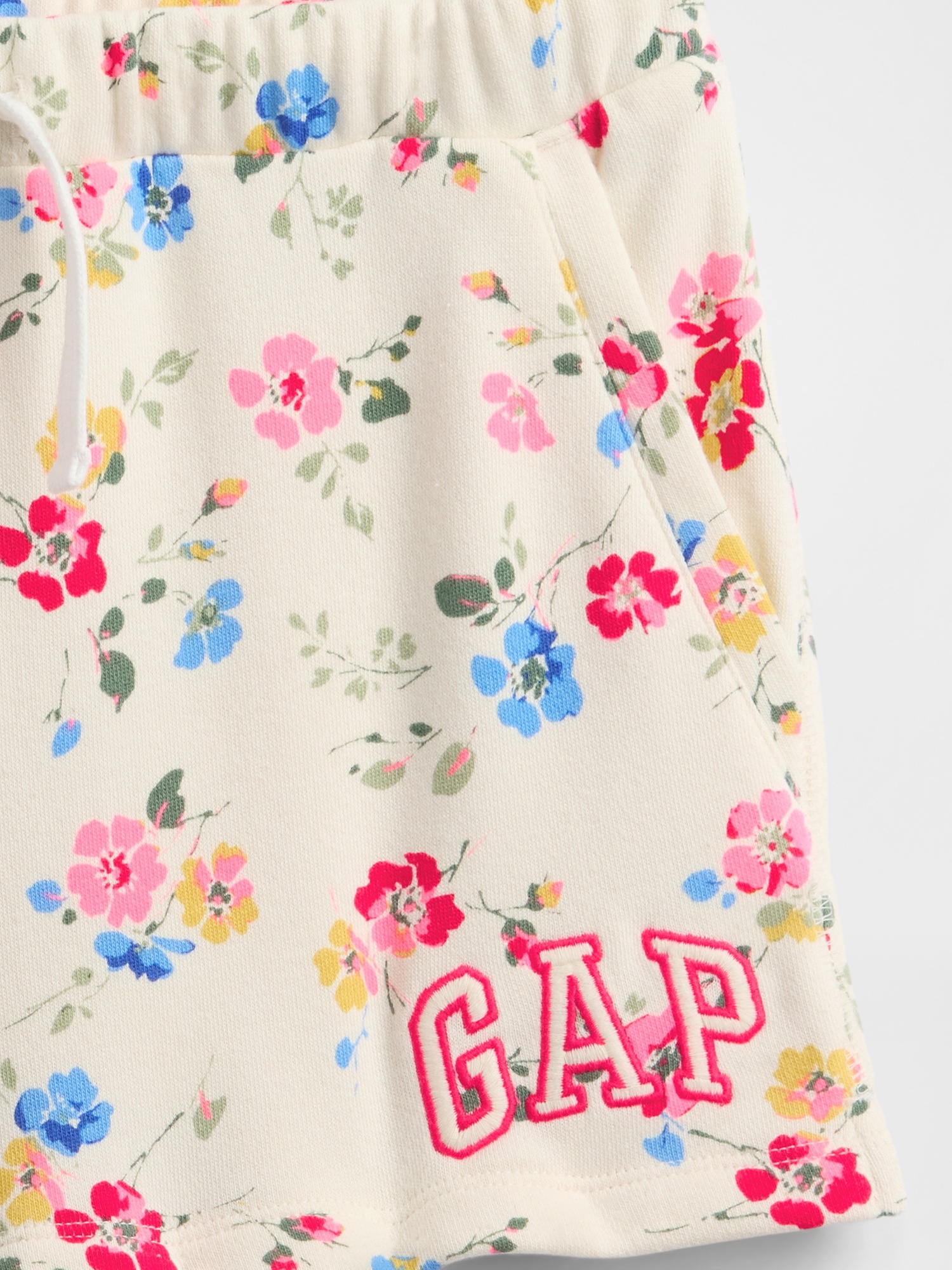 GAP Children&#039;s shorts with logo - Girls