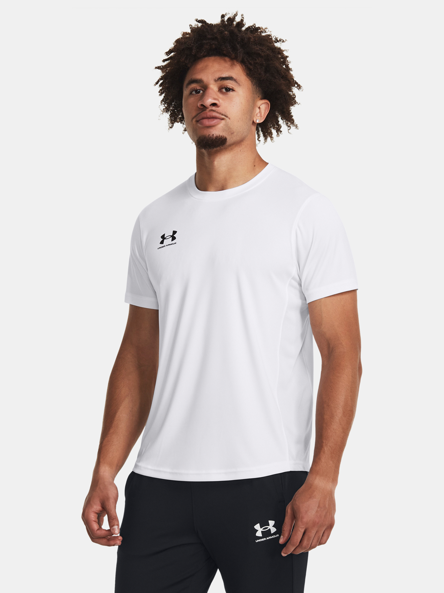 Biele pánske športové tričko Under Armour UA M's Ch. Train SS