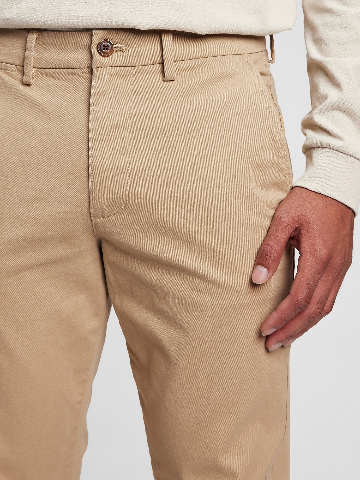 Pantaloni pentru bărbați GAP