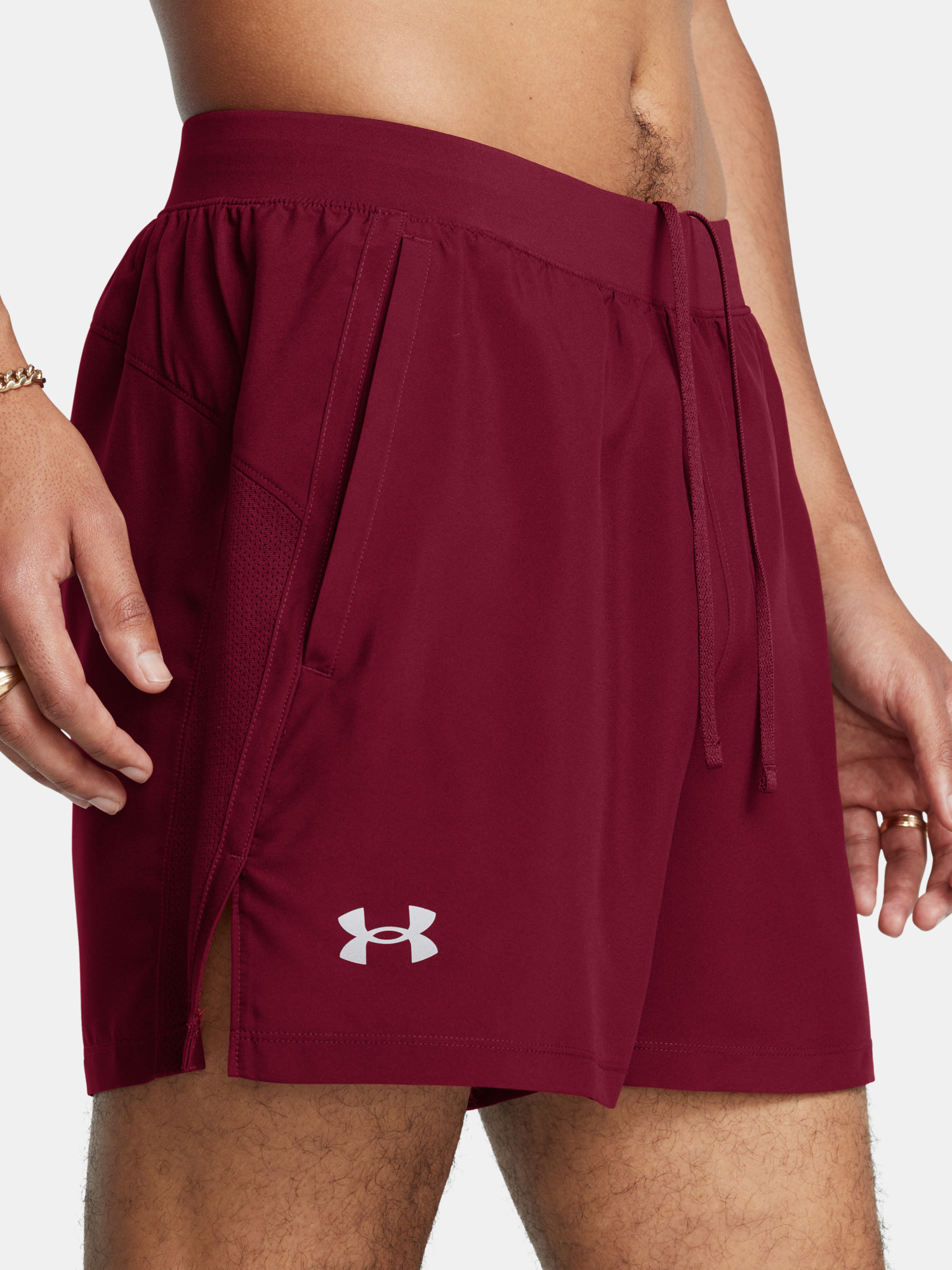 Men&#039;s shorts Under Armour UA LAUNCH 5&#039;&#039; SHORTS-RED - Men