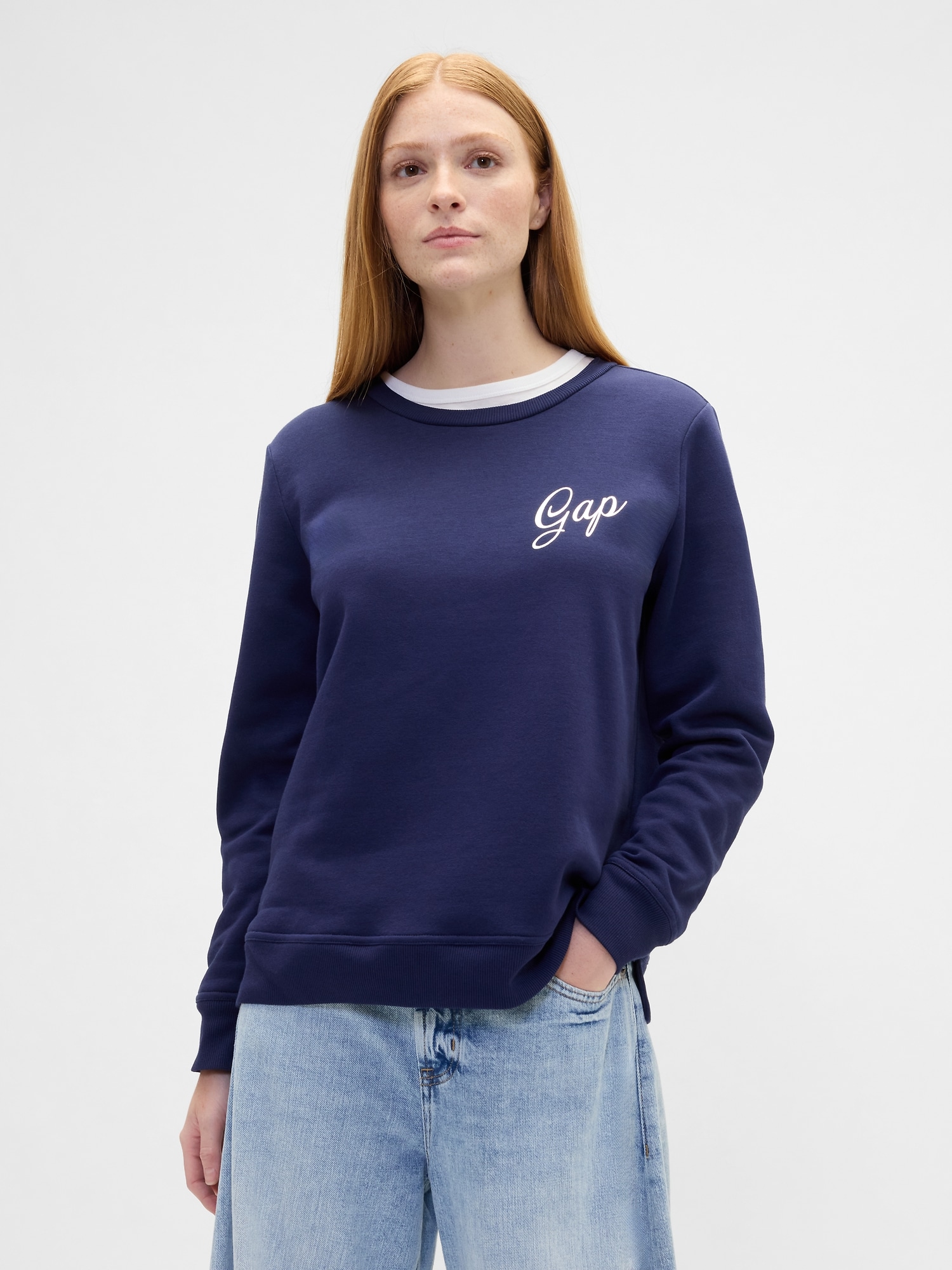 GAP Sweatshirt with logo - Women's