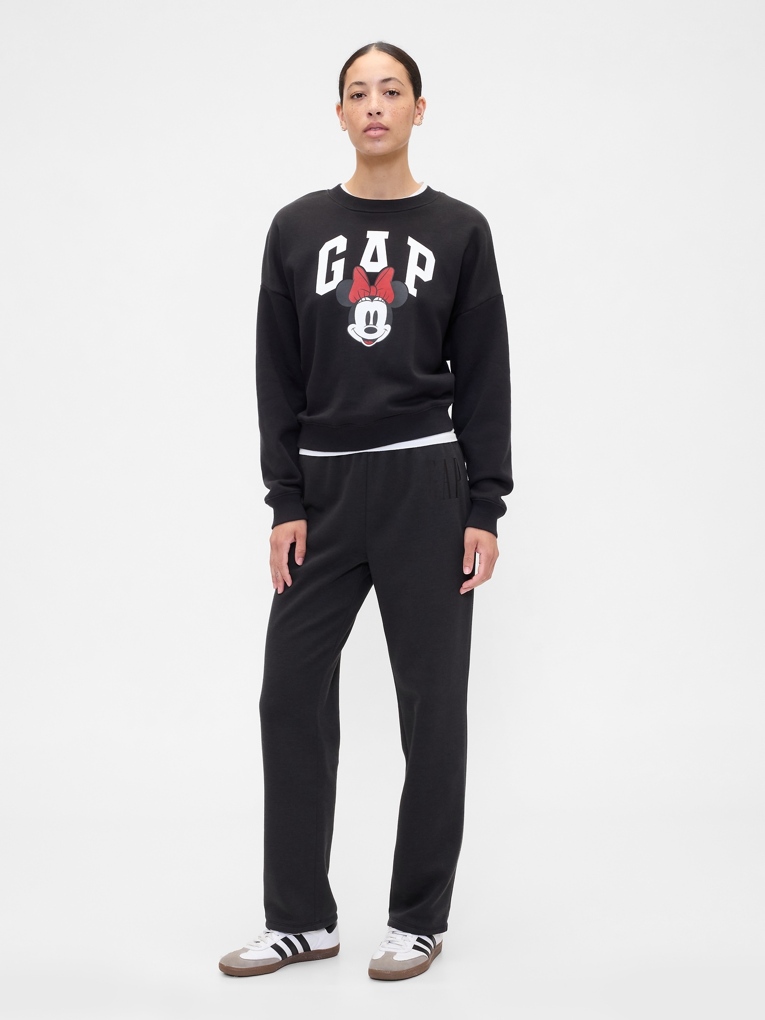 GAP Sweatpants with logo - Women's