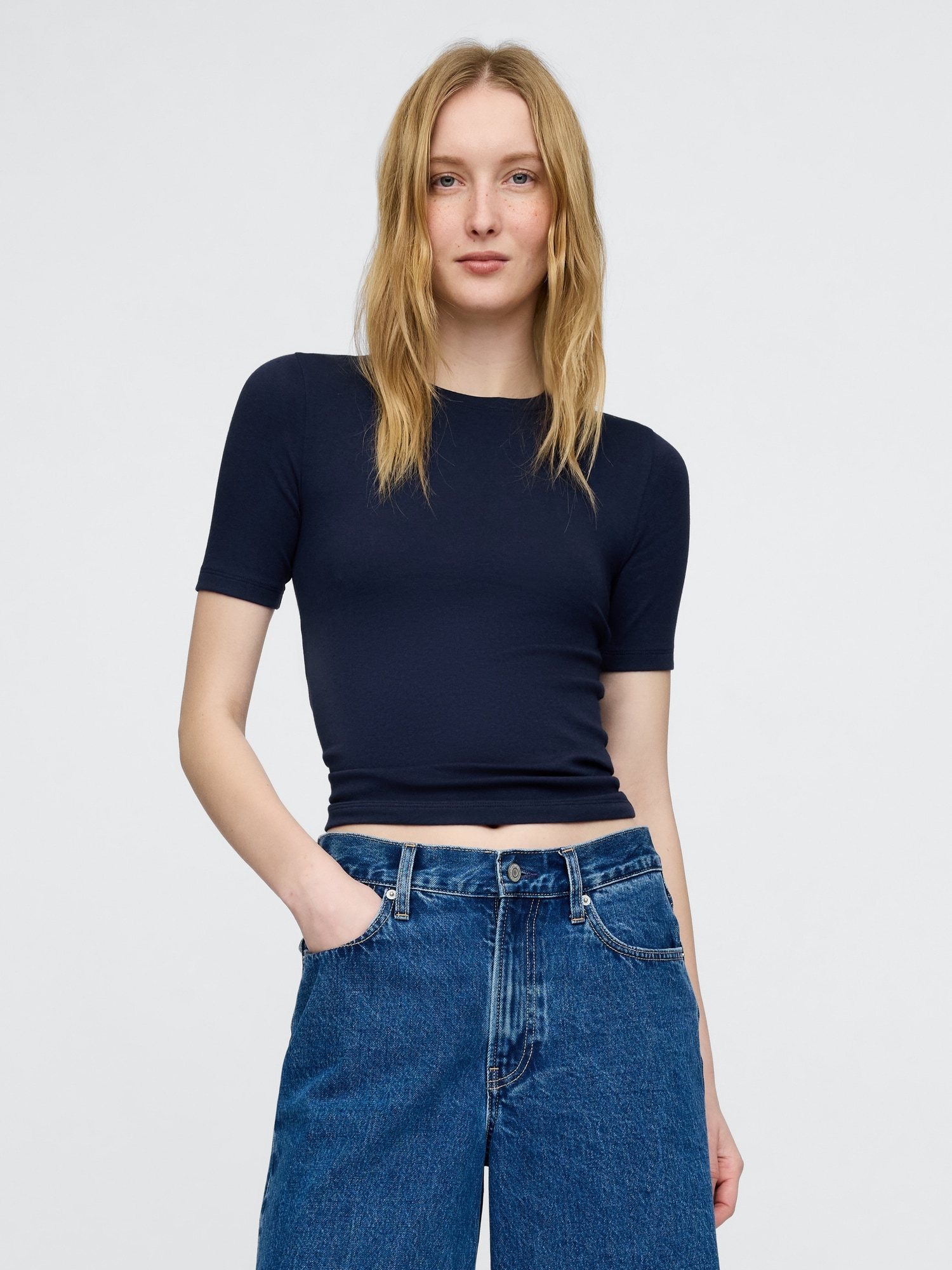 GAP Short-sleeved T-shirt - Womens
