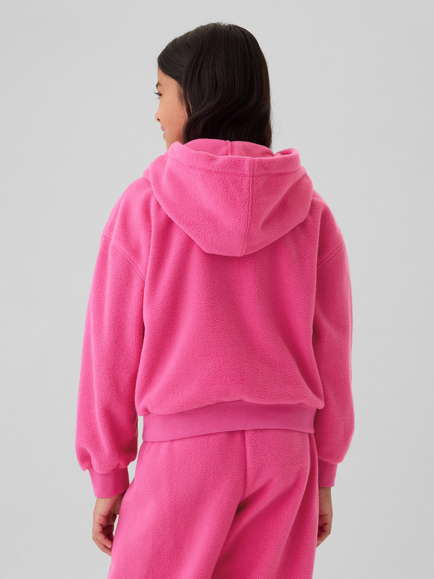 GAP Children&#039;s fleece oversized sweatshirt with logo - Girls