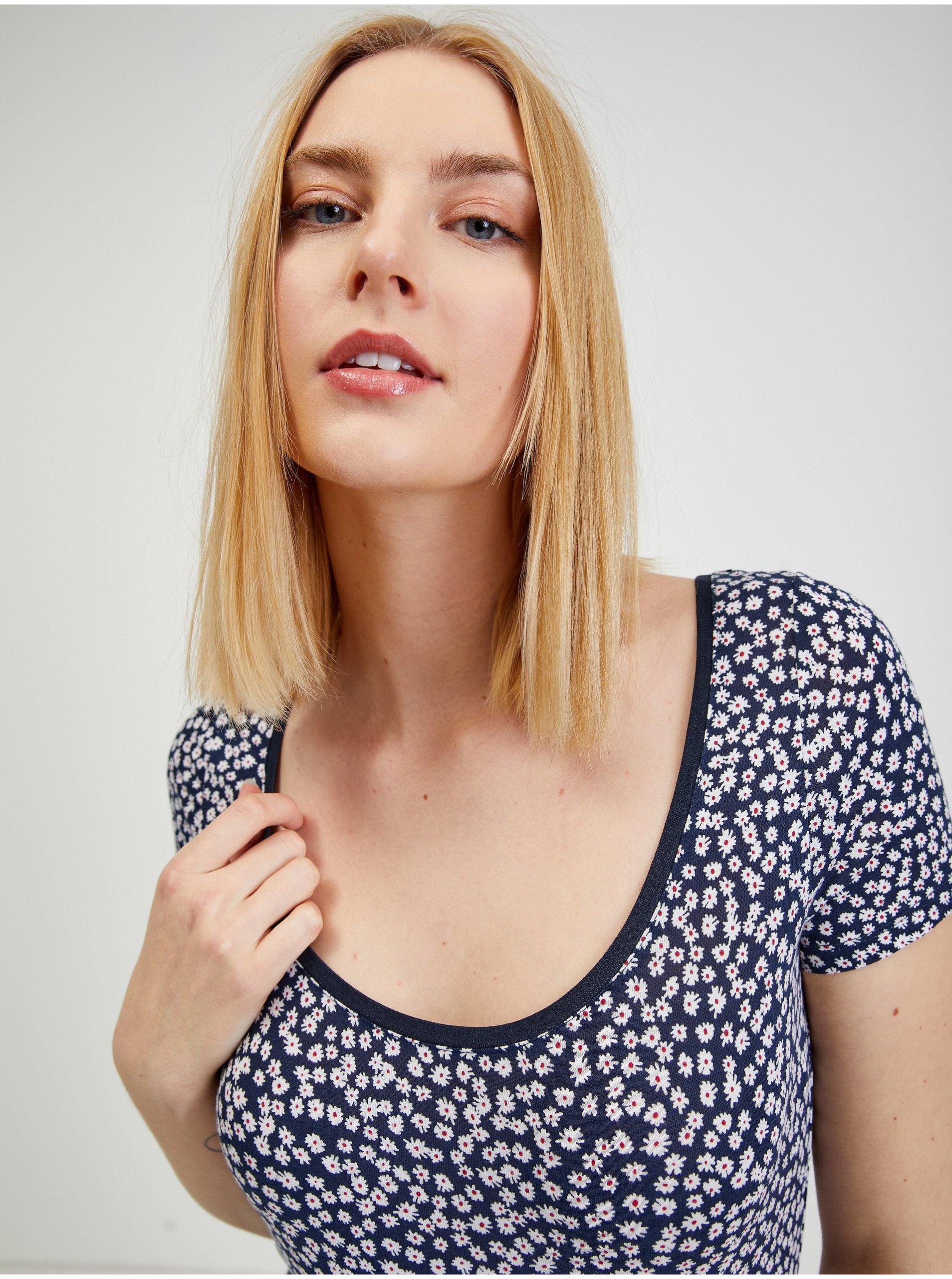 Tricouri pentru femei ORSAY - albastru inchis