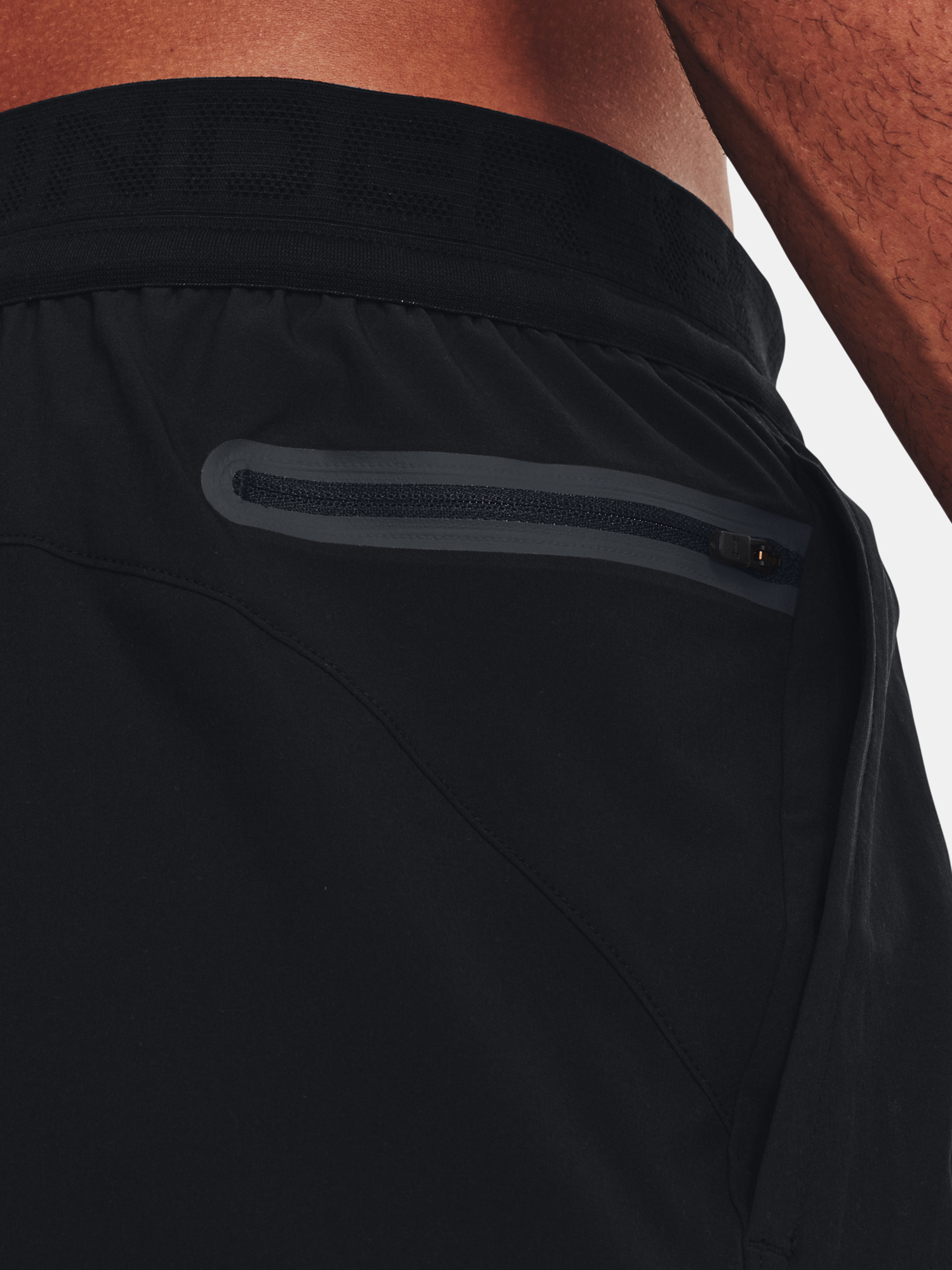 Pantaloni si pantaloni scurti pentru barbati Under Armour - negru