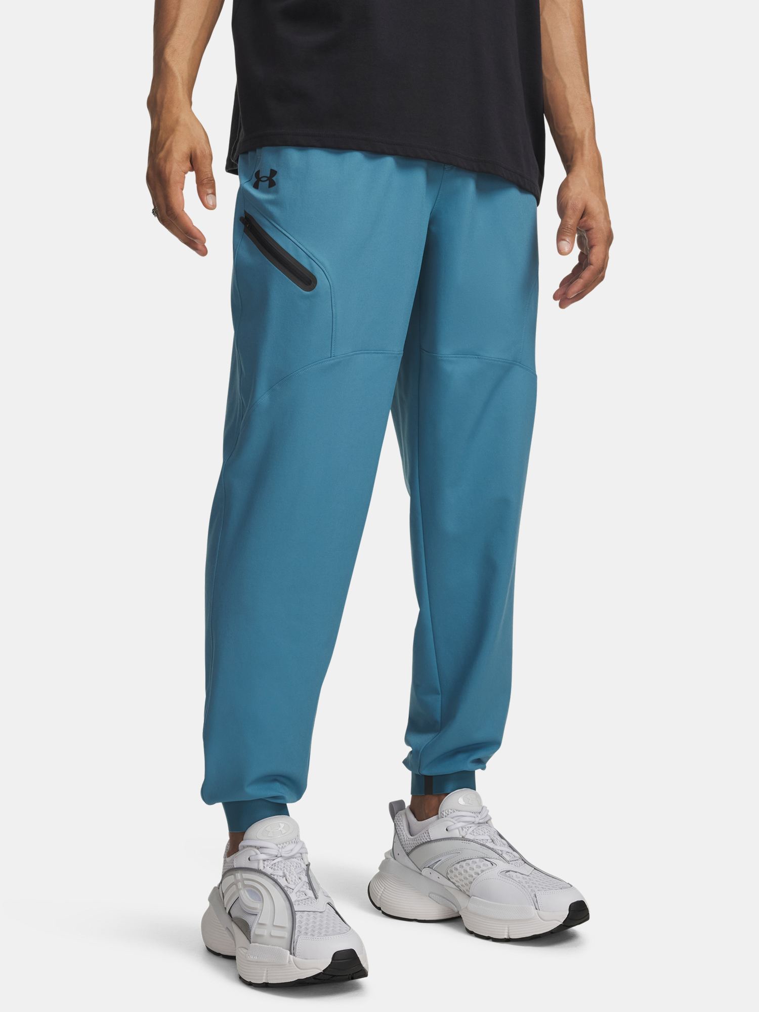 Мъжки спортни панталони Under Armour UA Unstoppable Woven Jogger