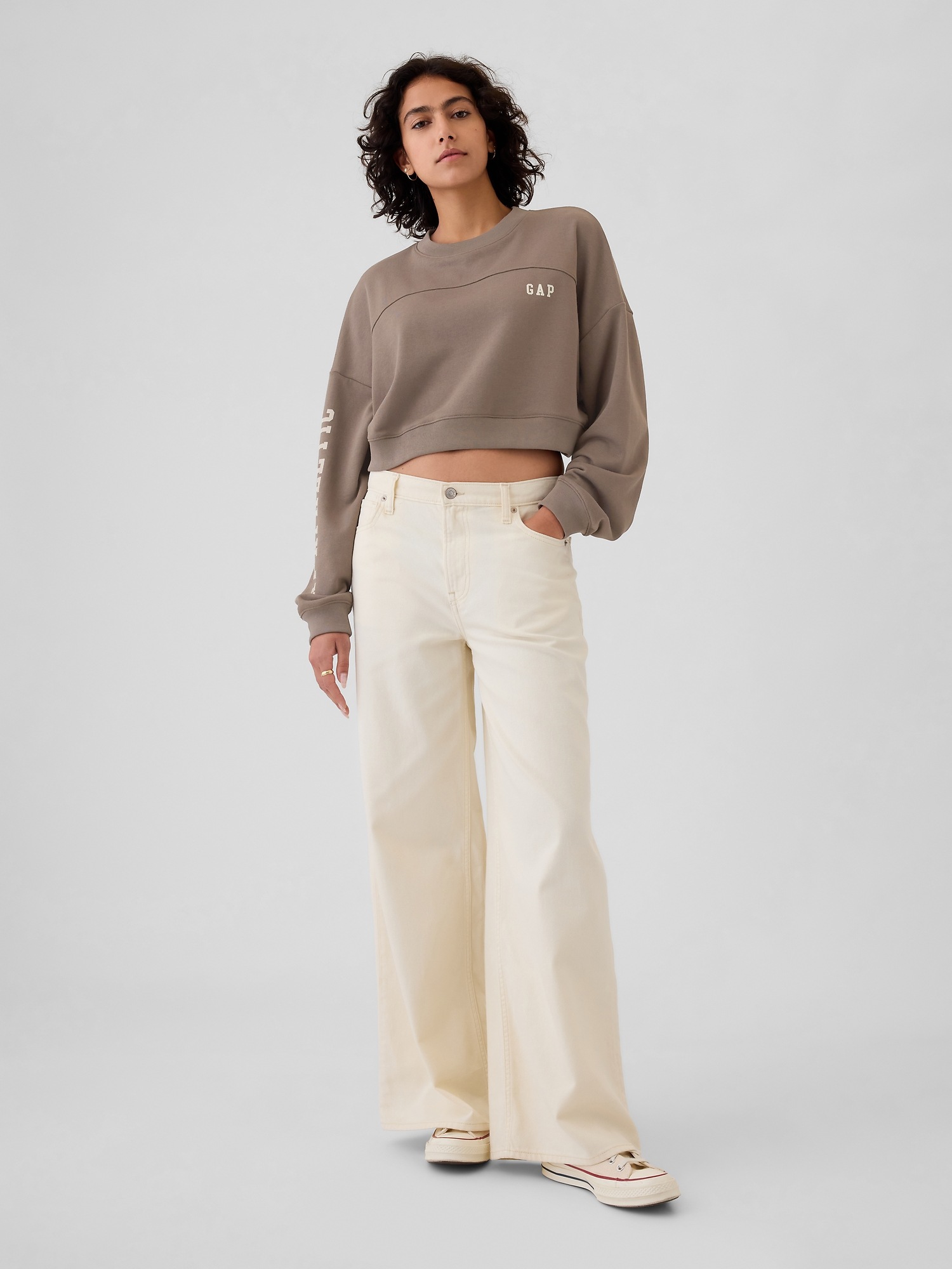 GAP Crop sweatshirt with logo - Women's