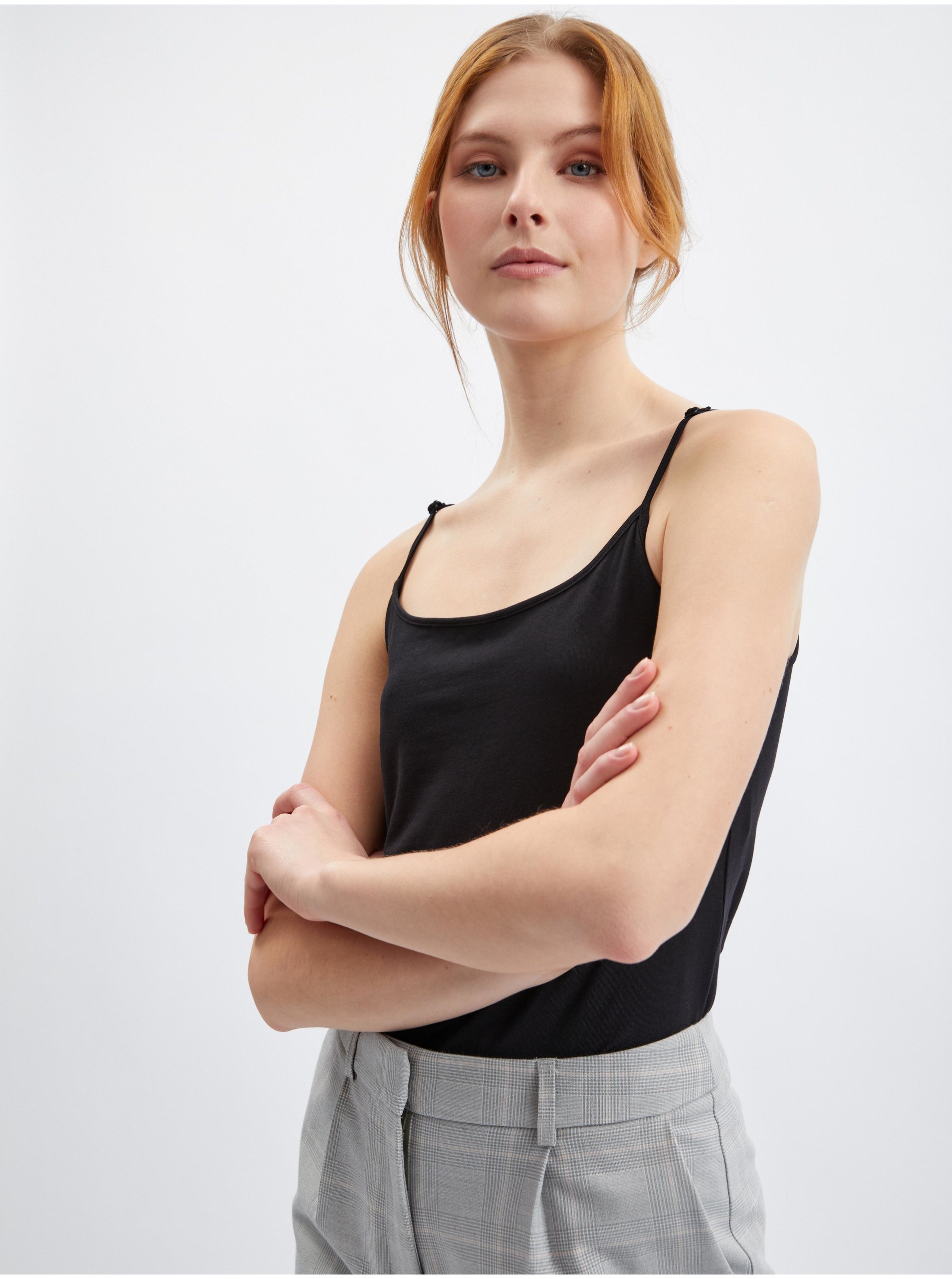 Pantaloni scurti pentru femei ORSAY - gri deschis