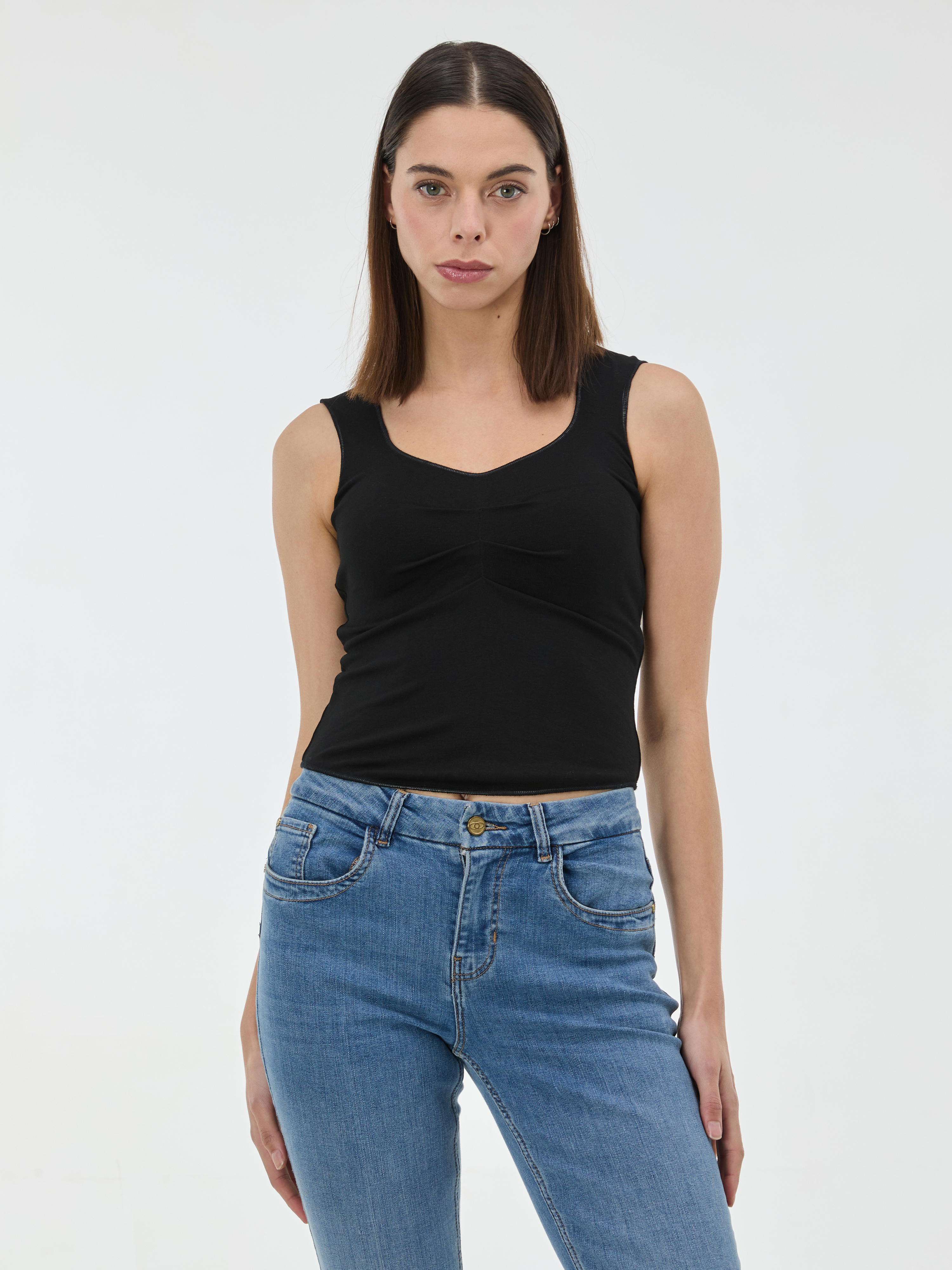 Čierne dámske tielko s plisovanými detailmi ORSAY