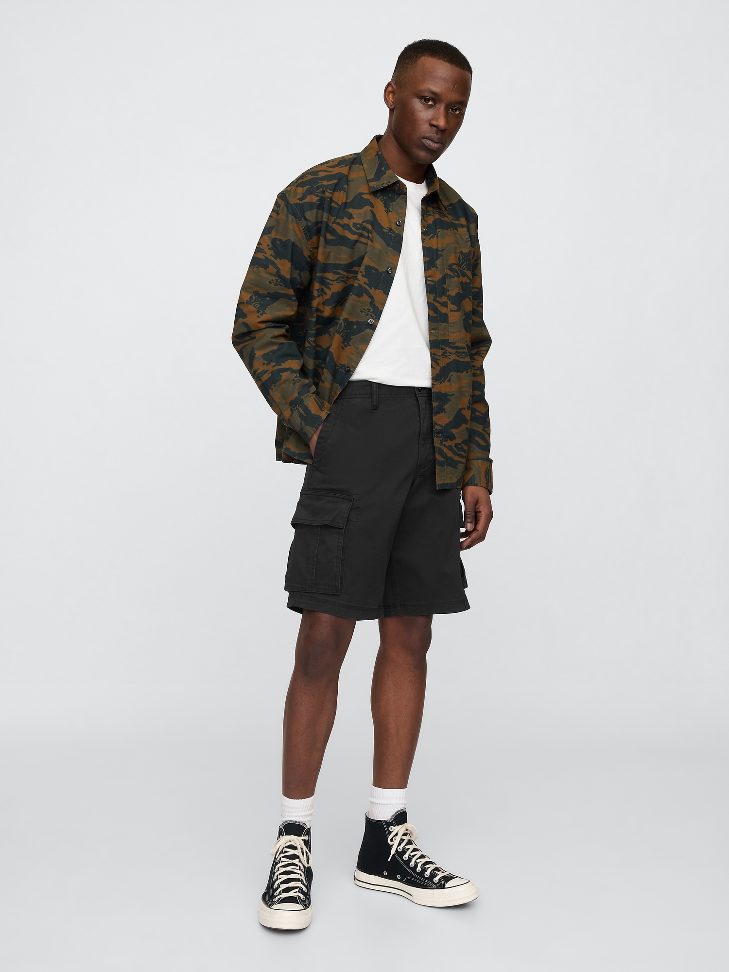 GAP Cargo Shorts - Men&#039;s