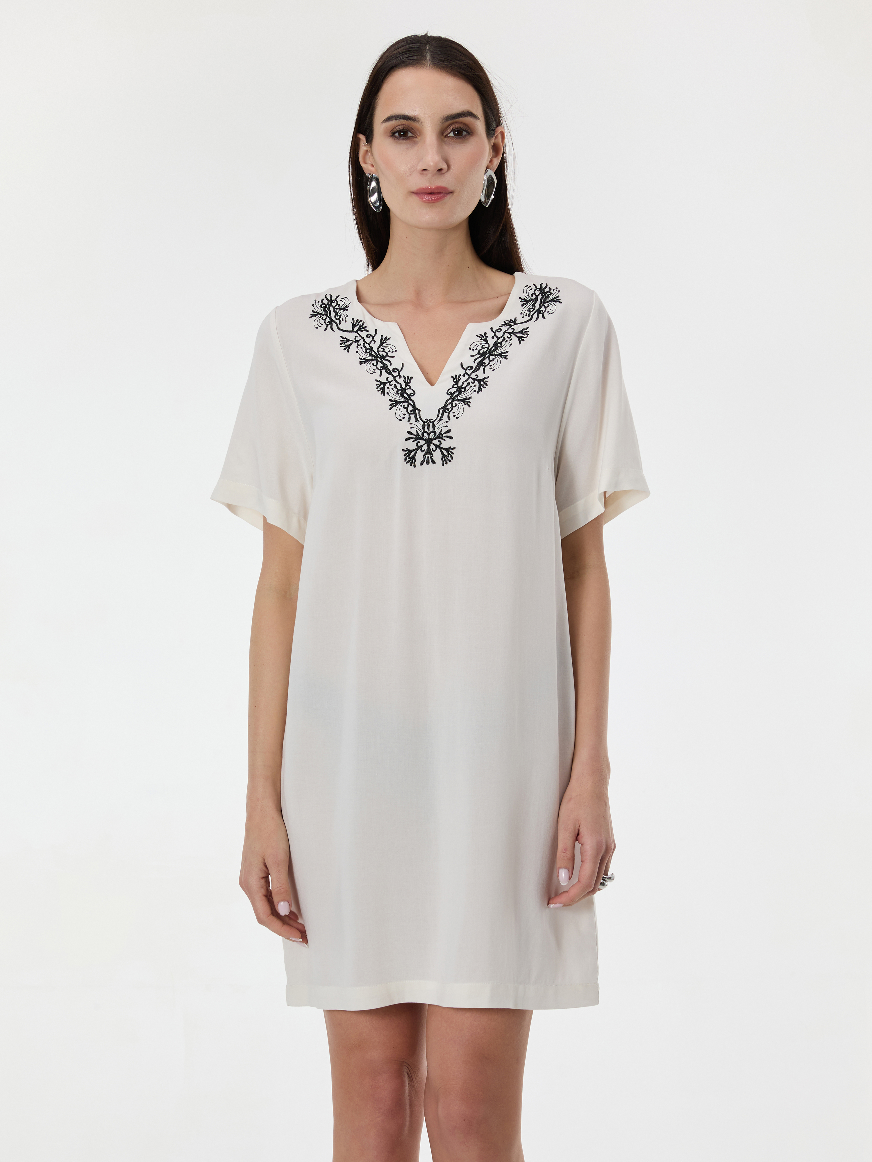 Кремава дамска рокля до коляното ORSAY