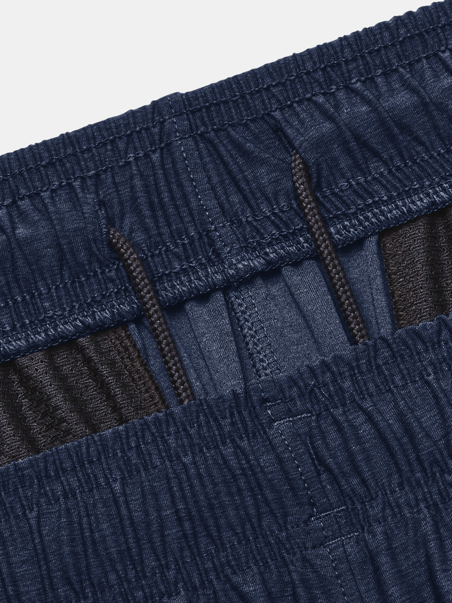 Pantaloni scurti de barbati, Under Armour