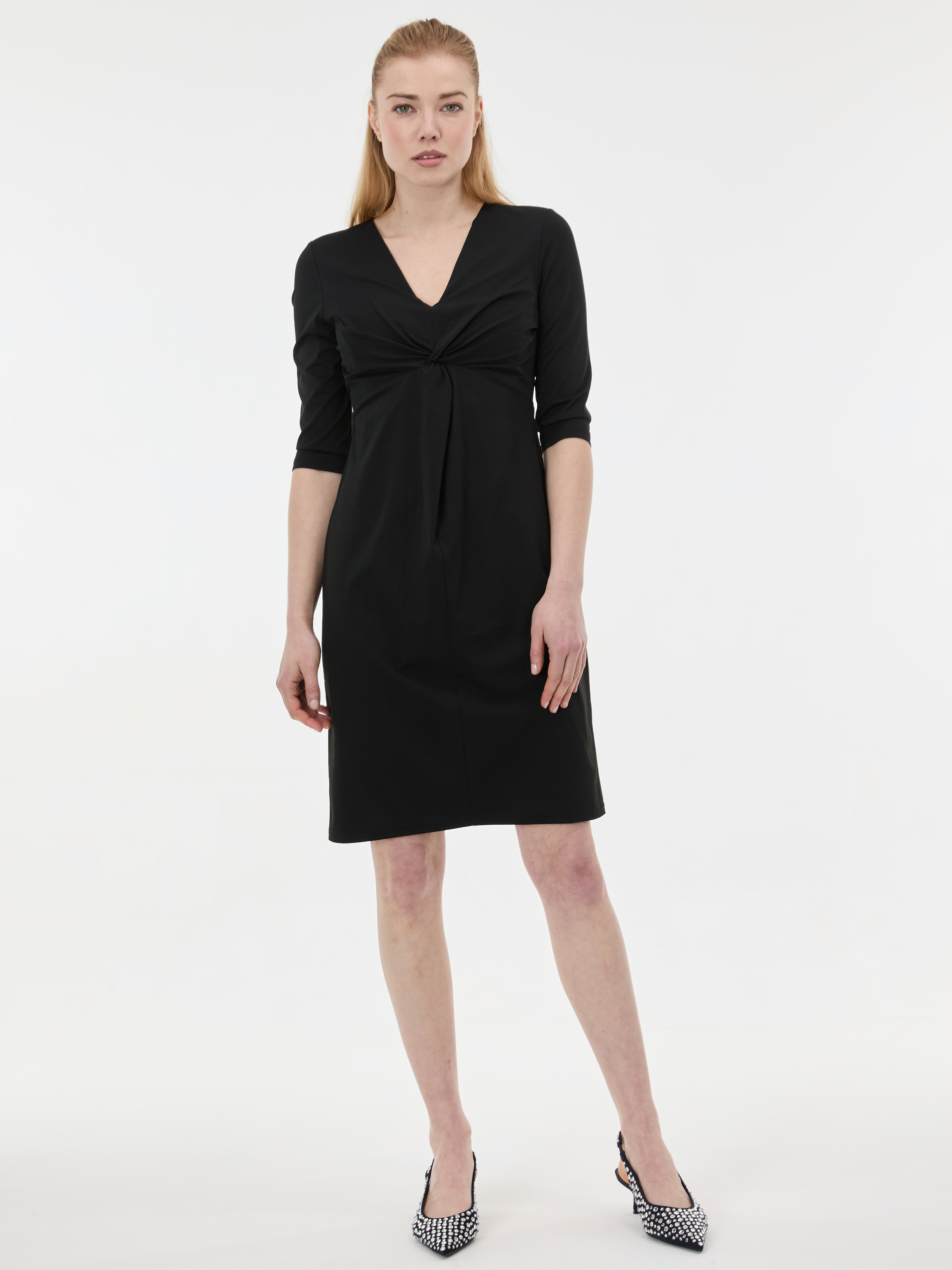 Черна рокля тип „калъф“ ORSAY