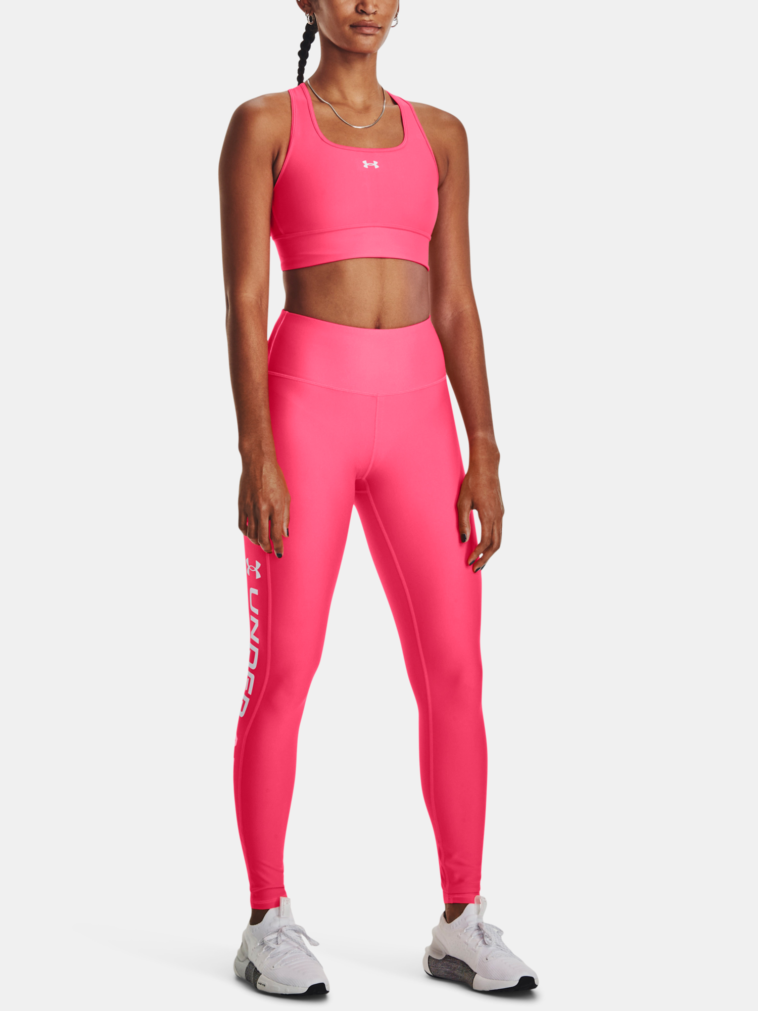 Pantaloni si pantaloni scurti pentru femei Under Armour - roz
