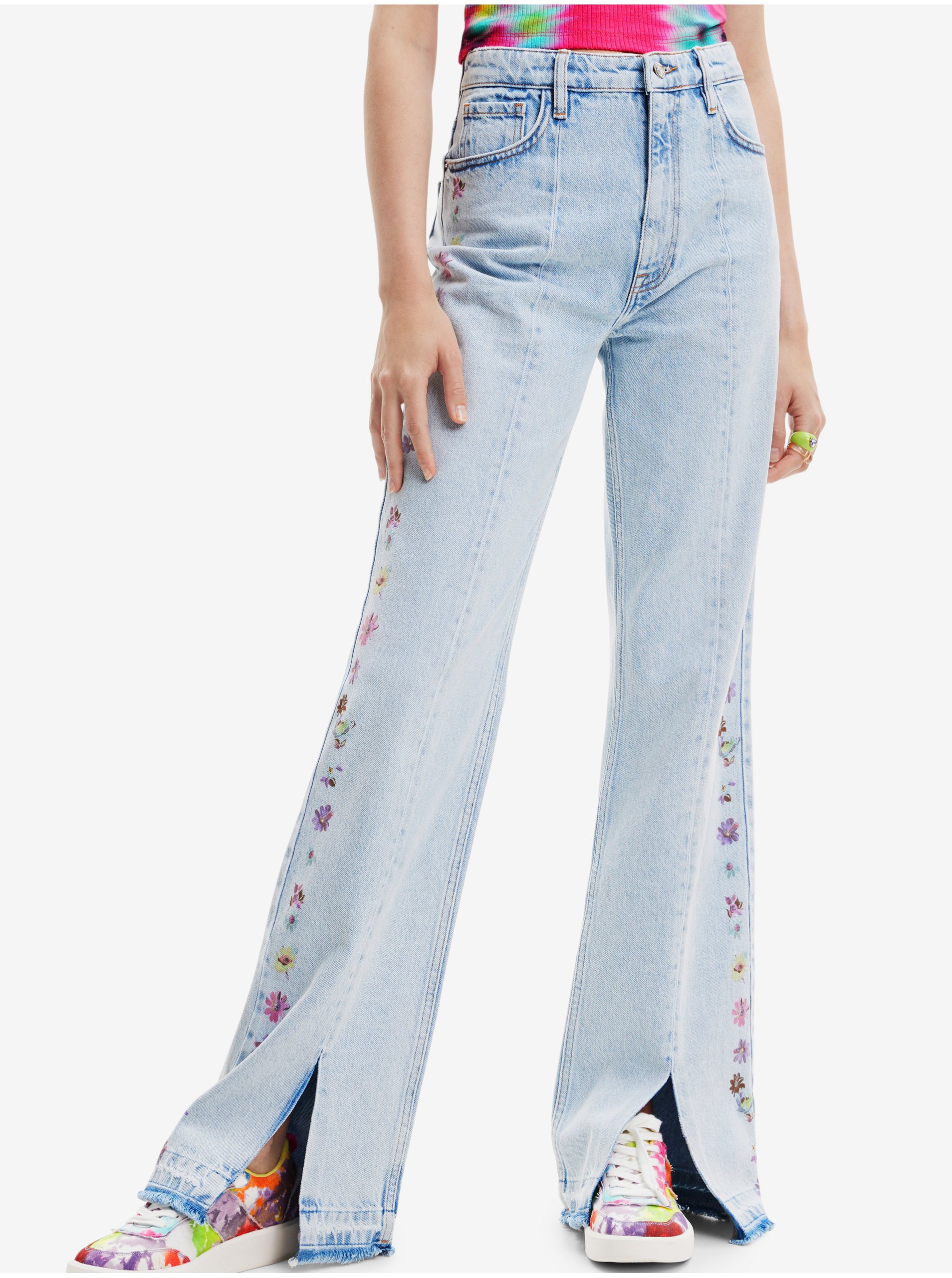 Svetlomodré dámske široké džínsy Desigual Flores - ženy