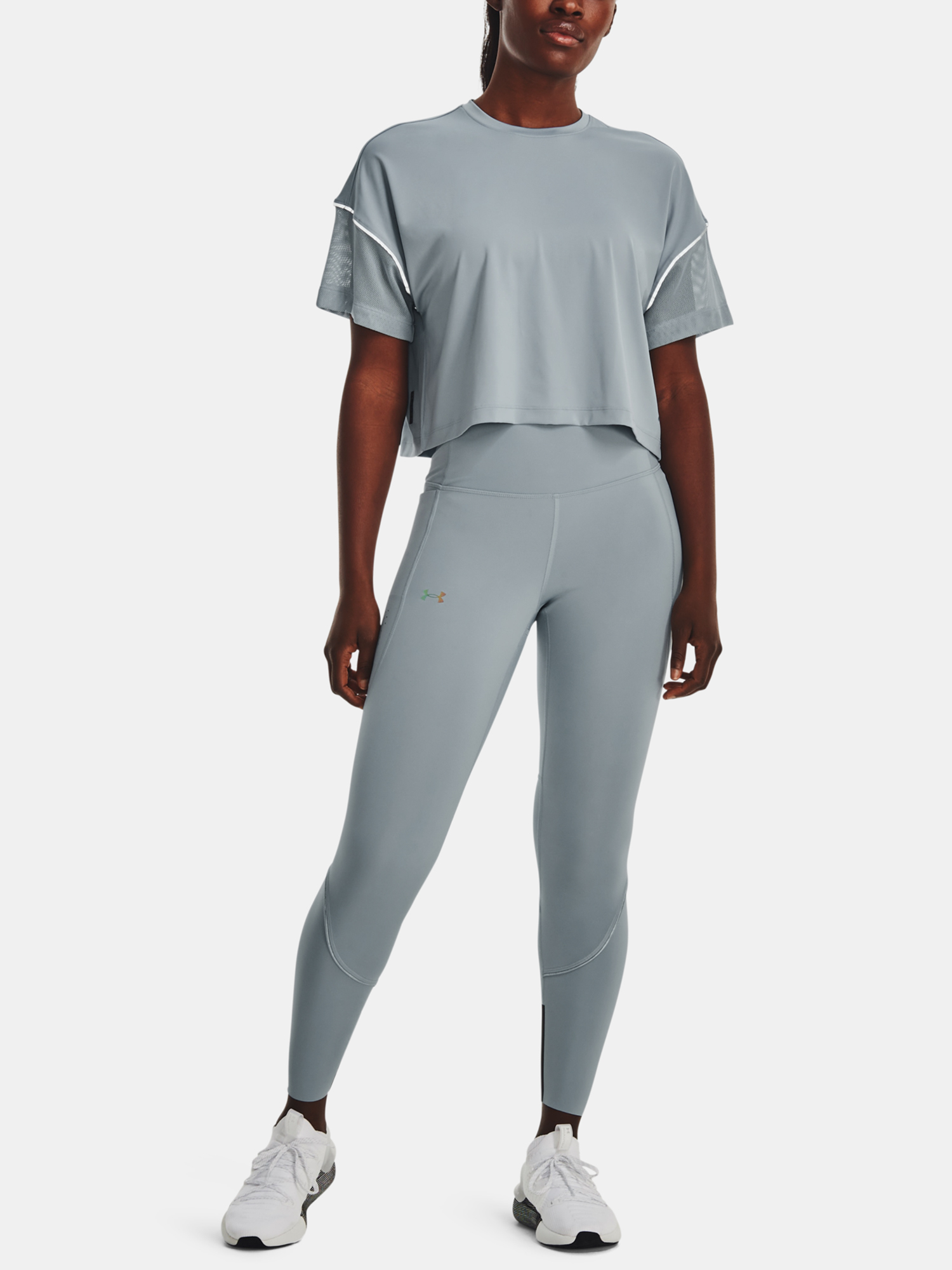 Pantaloni si pantaloni scurti pentru femei Under Armour - albastru