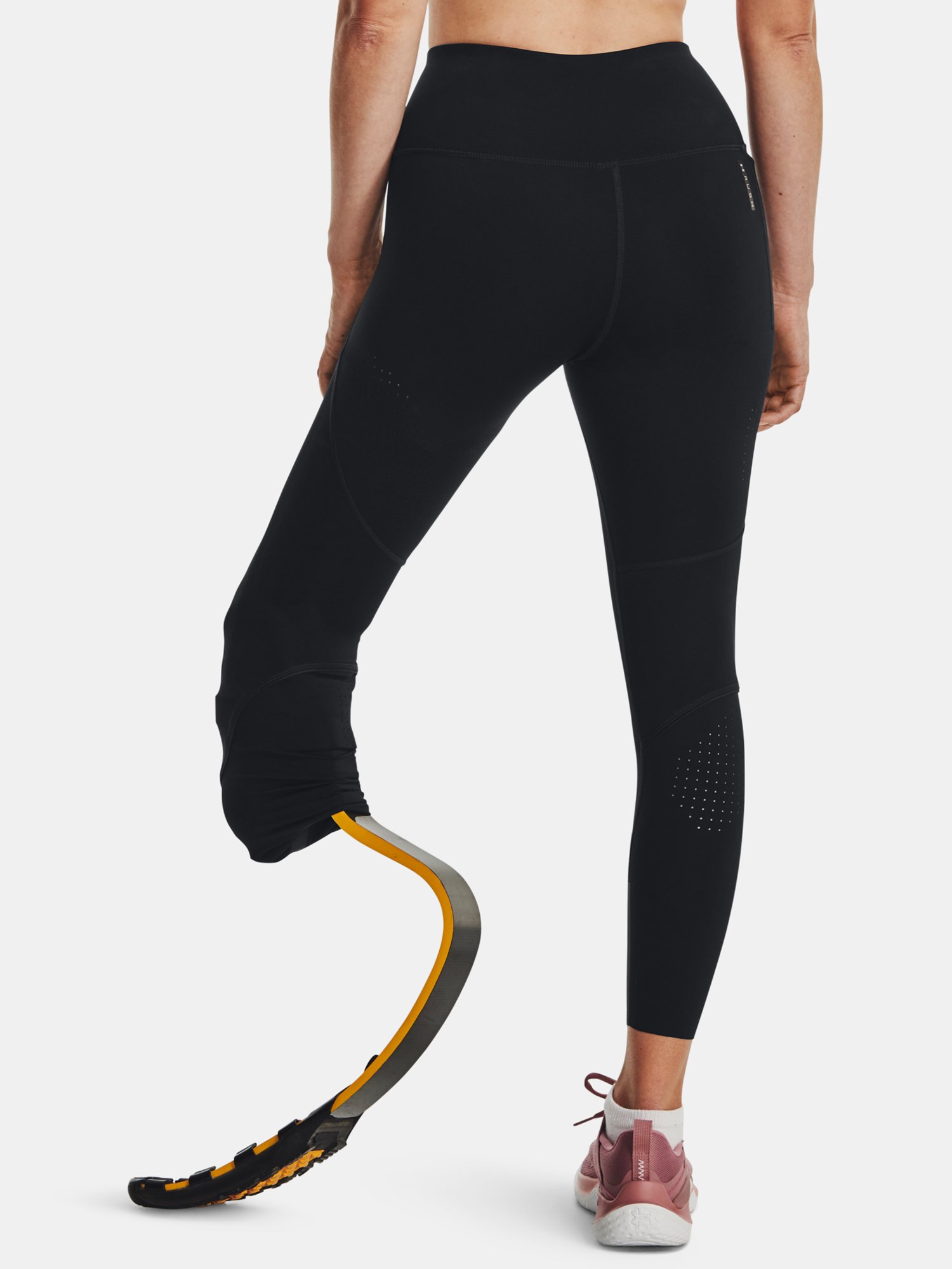 Pantaloni si pantaloni scurti pentru femei Under Armour - negru
