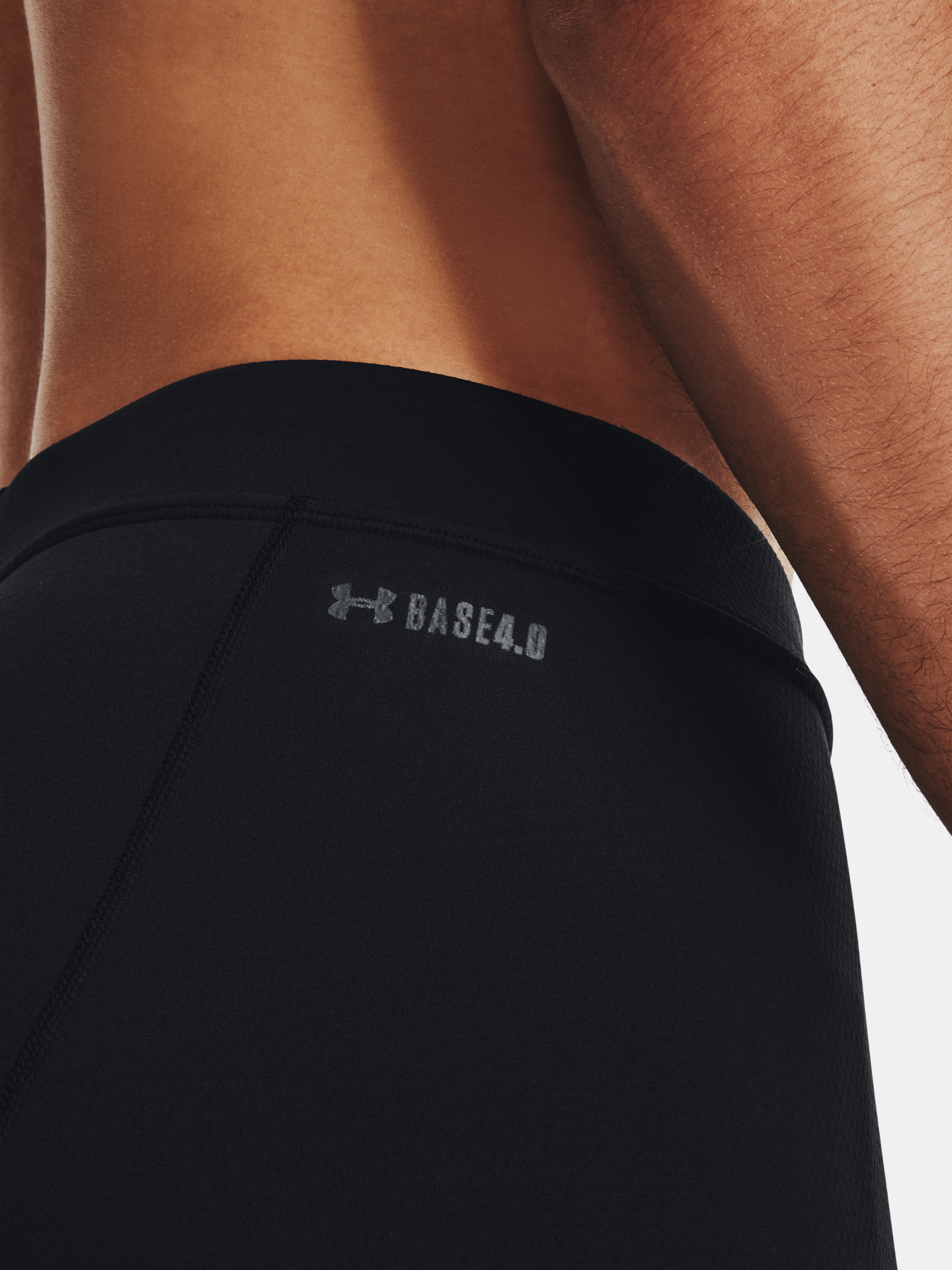 Pantaloni si pantaloni scurti pentru barbati Under Armour - negru