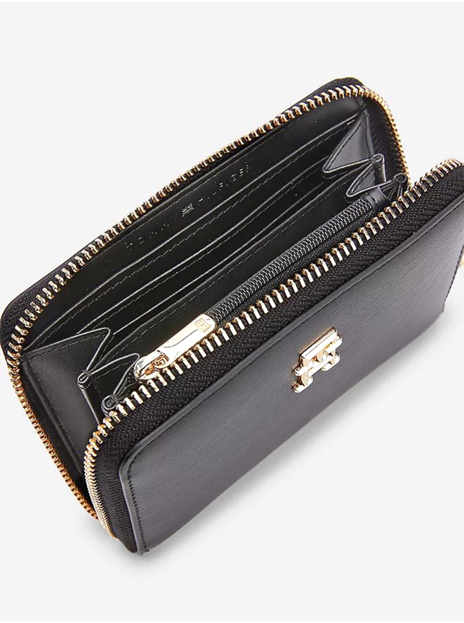 Portofele pentru femei Tommy Hilfiger - albastru inchis