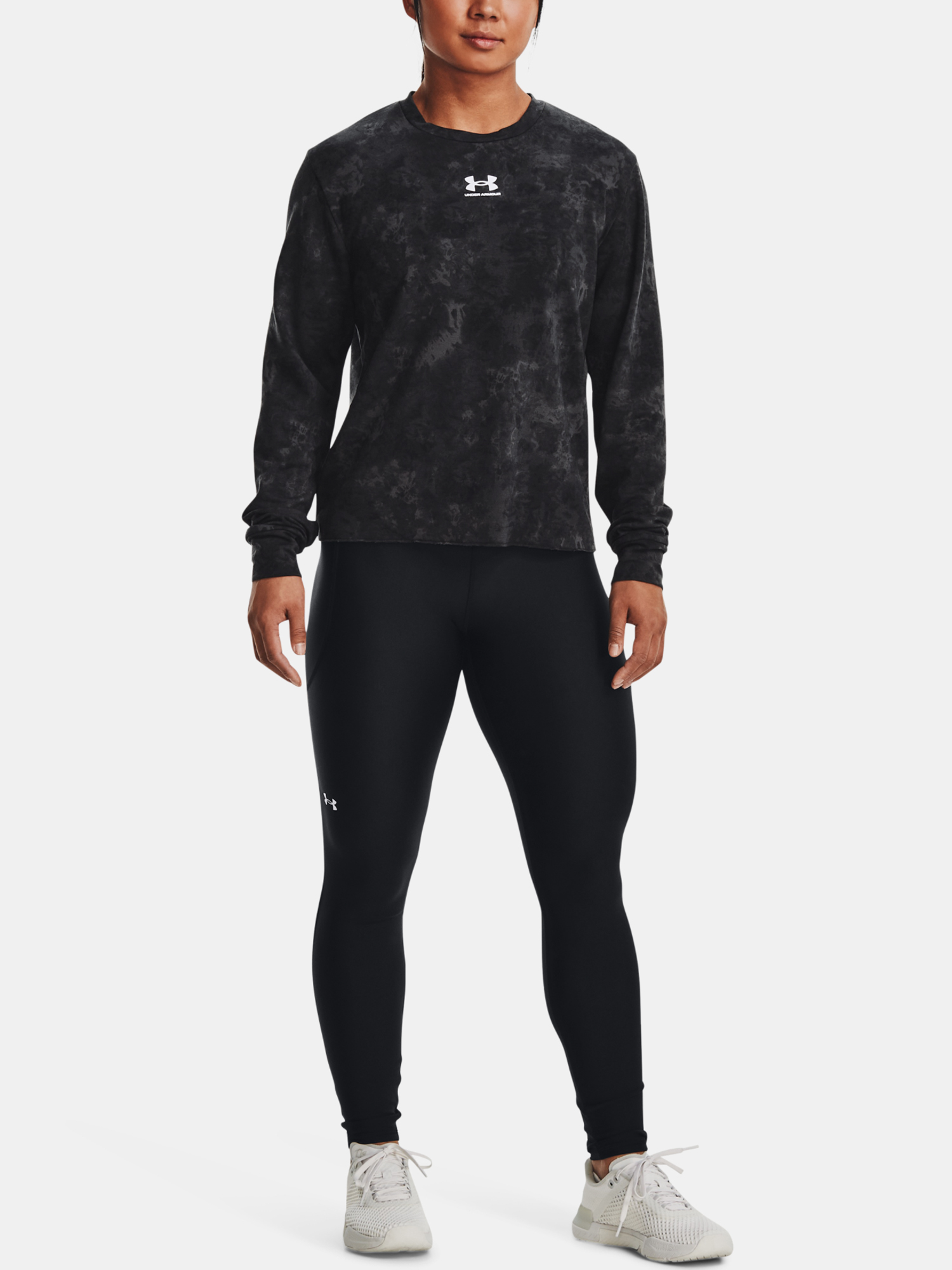 Jachete si tricouri pentru femei Under Armour - negru
