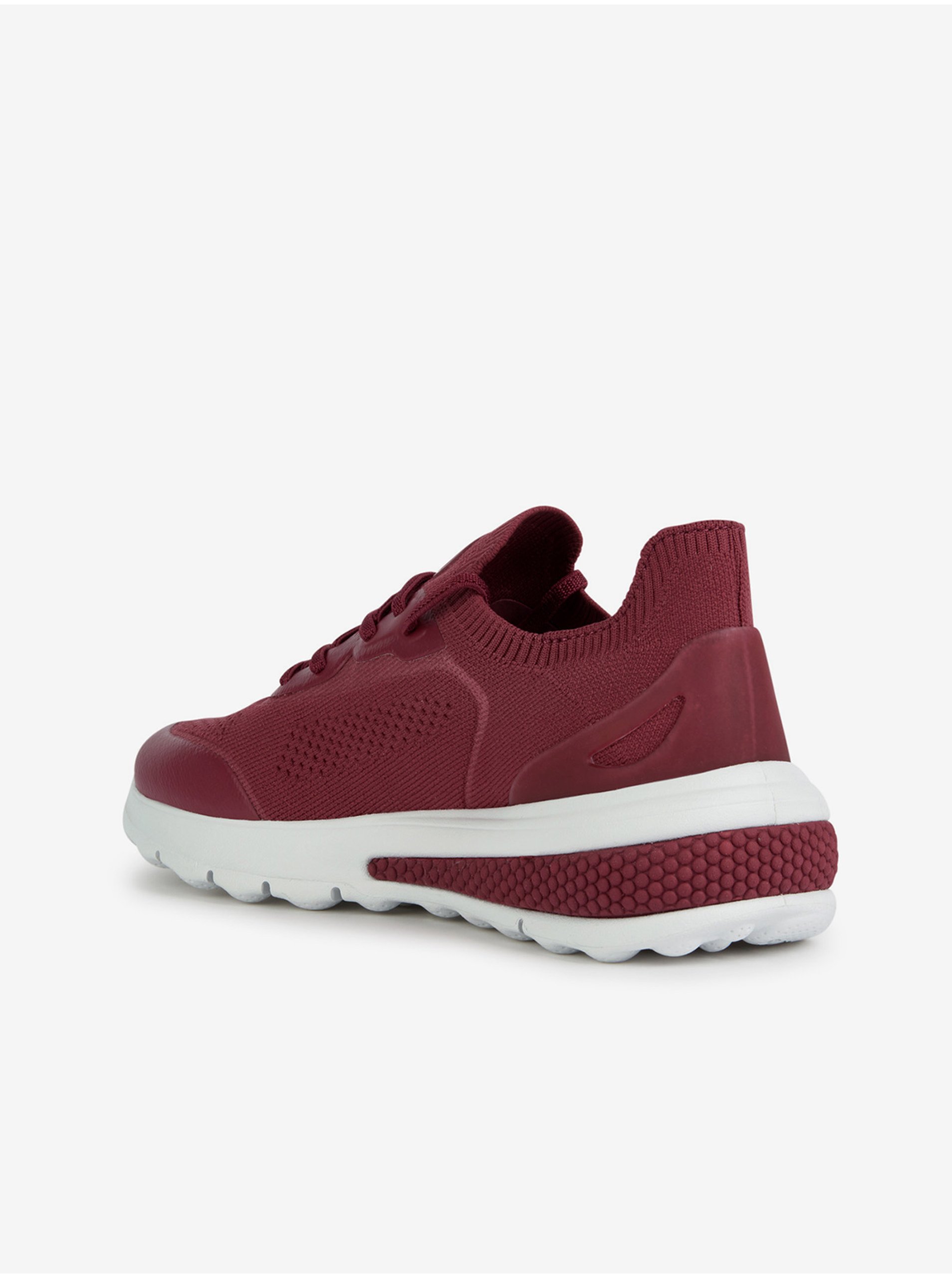 Ingrijirea pantofilor pentru femei Geox - bordo