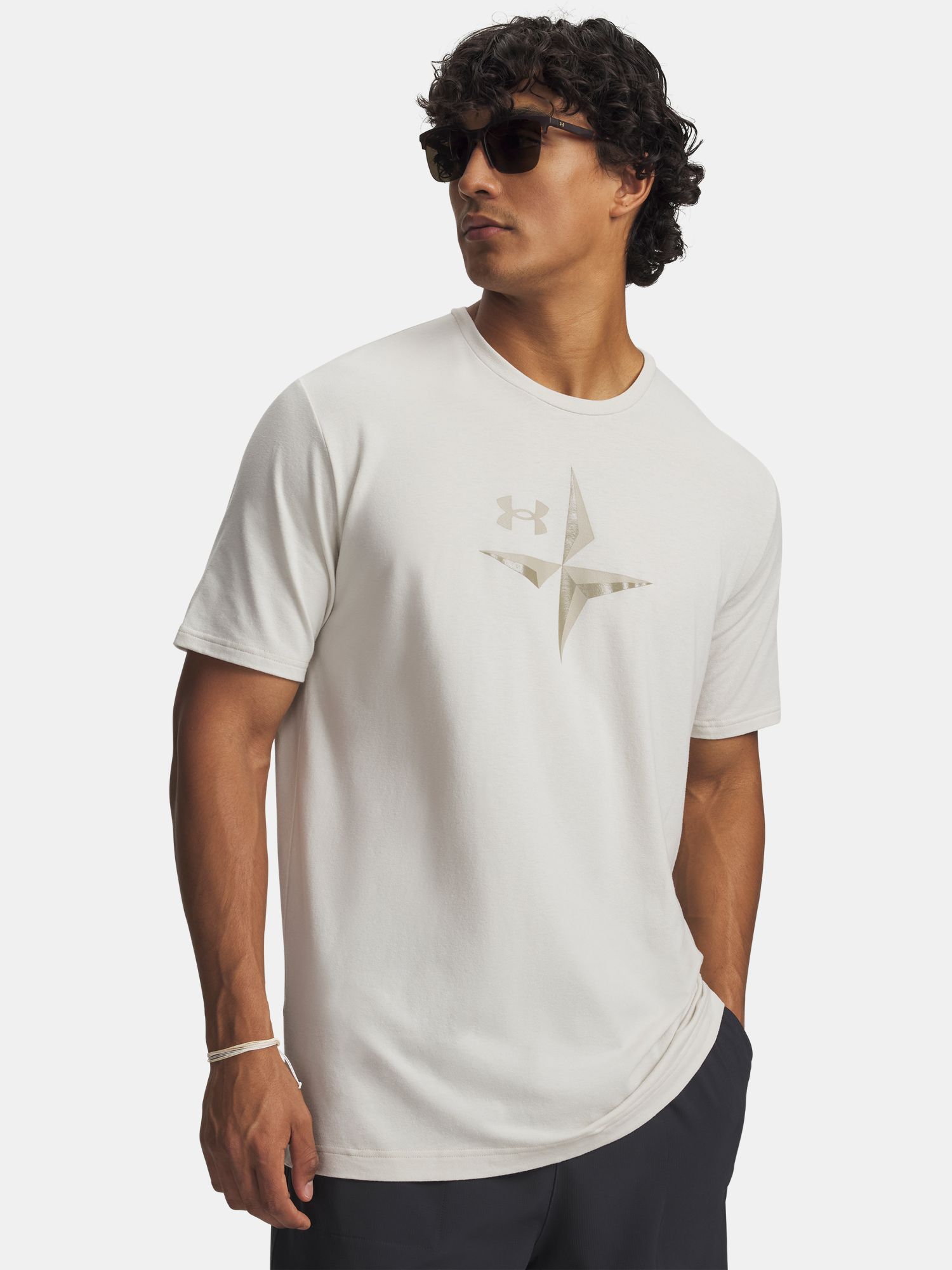 Men's Under Armour UA EXPLOR Graphic SS-WHT T-Shirt - Men's