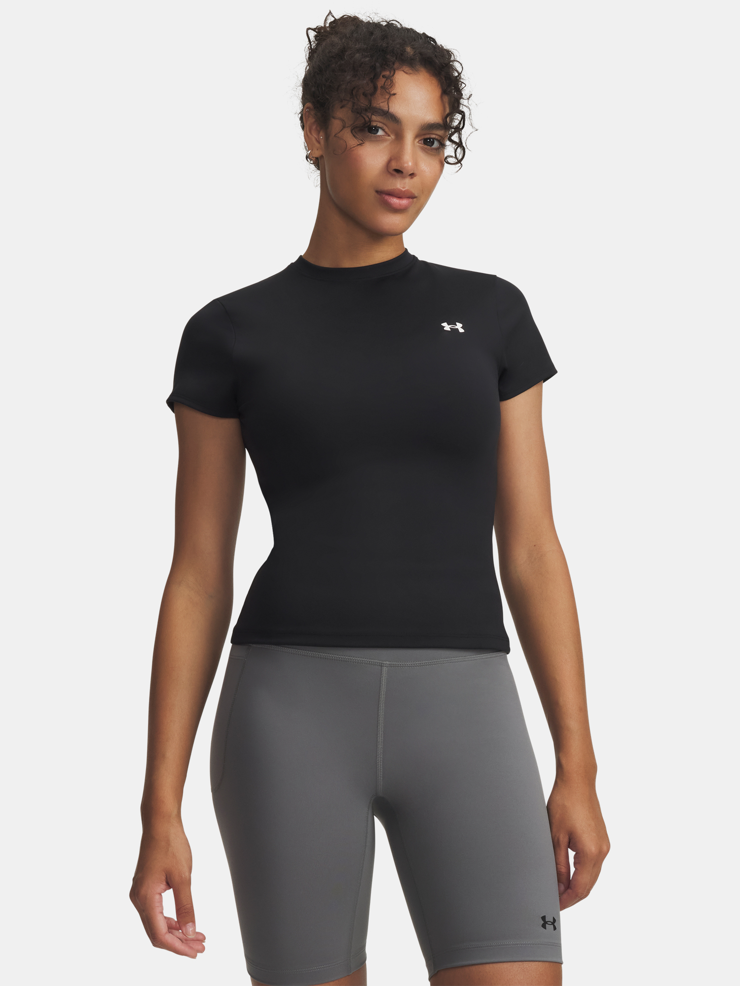 Women's Under Armour Motion Fitted SS EMEA T-Shirt - Women's