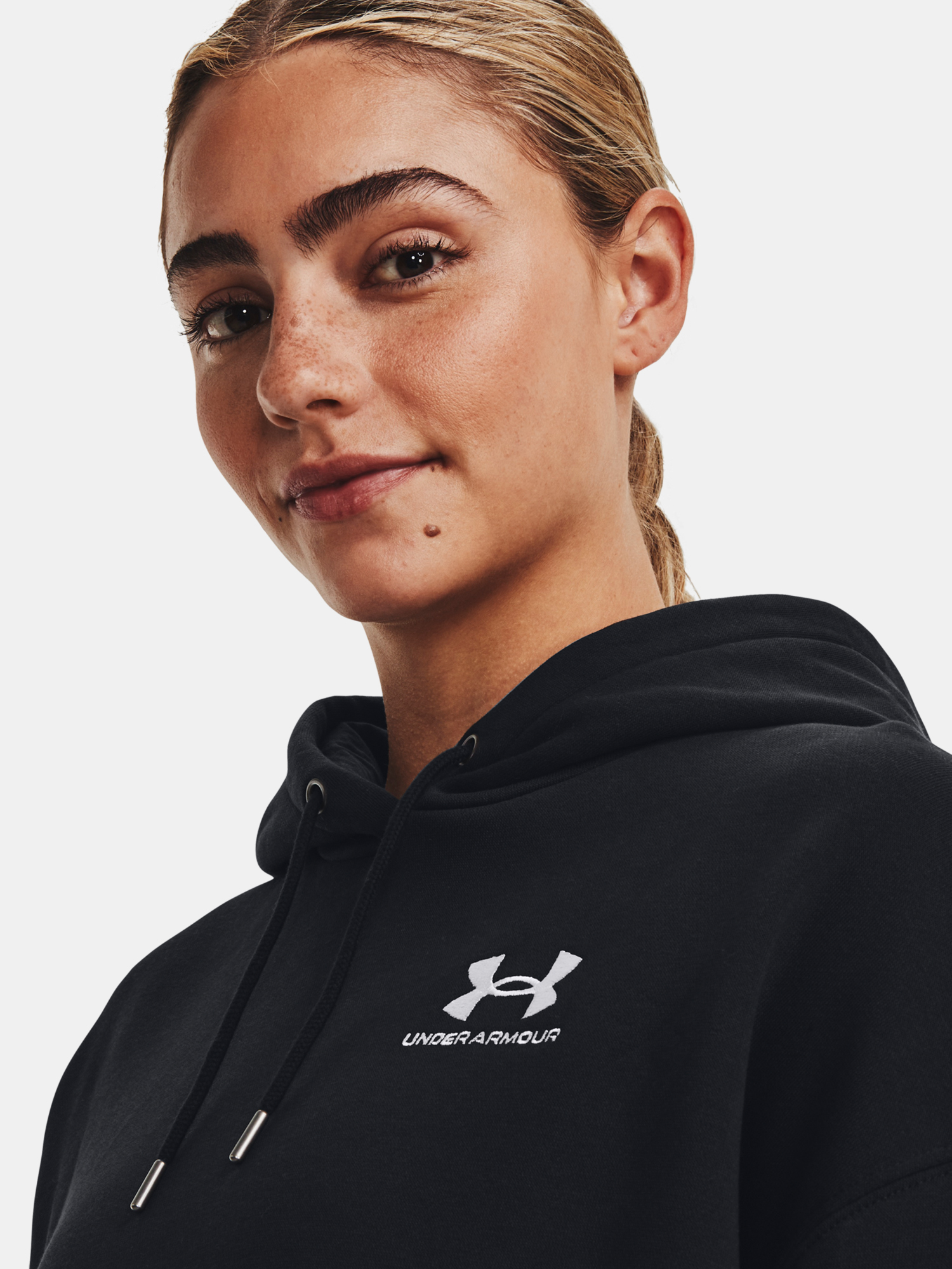 Jachete si tricouri pentru femei Under Armour - negru