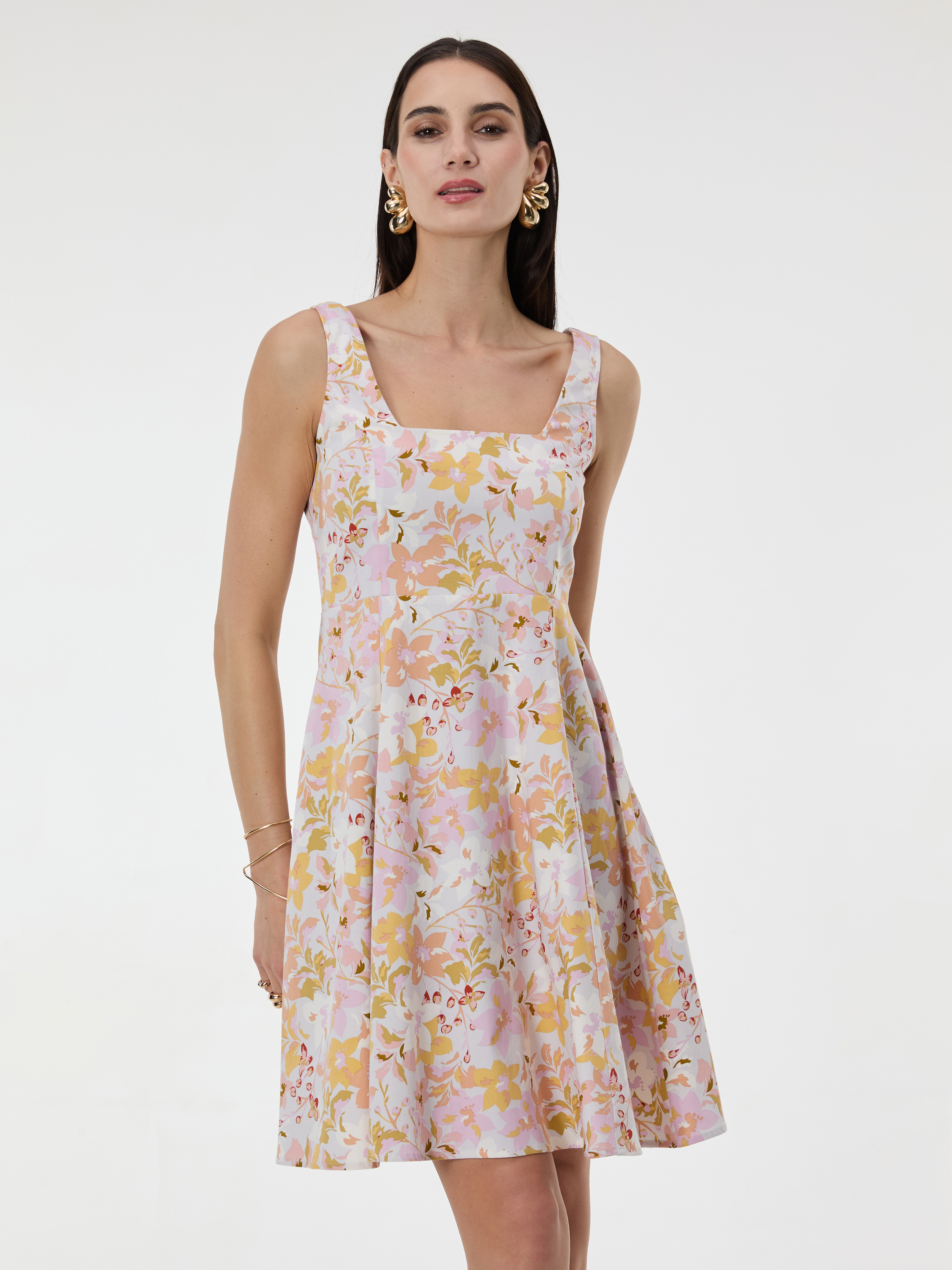 Светлорозова дамска рокля с шарки ORSAY