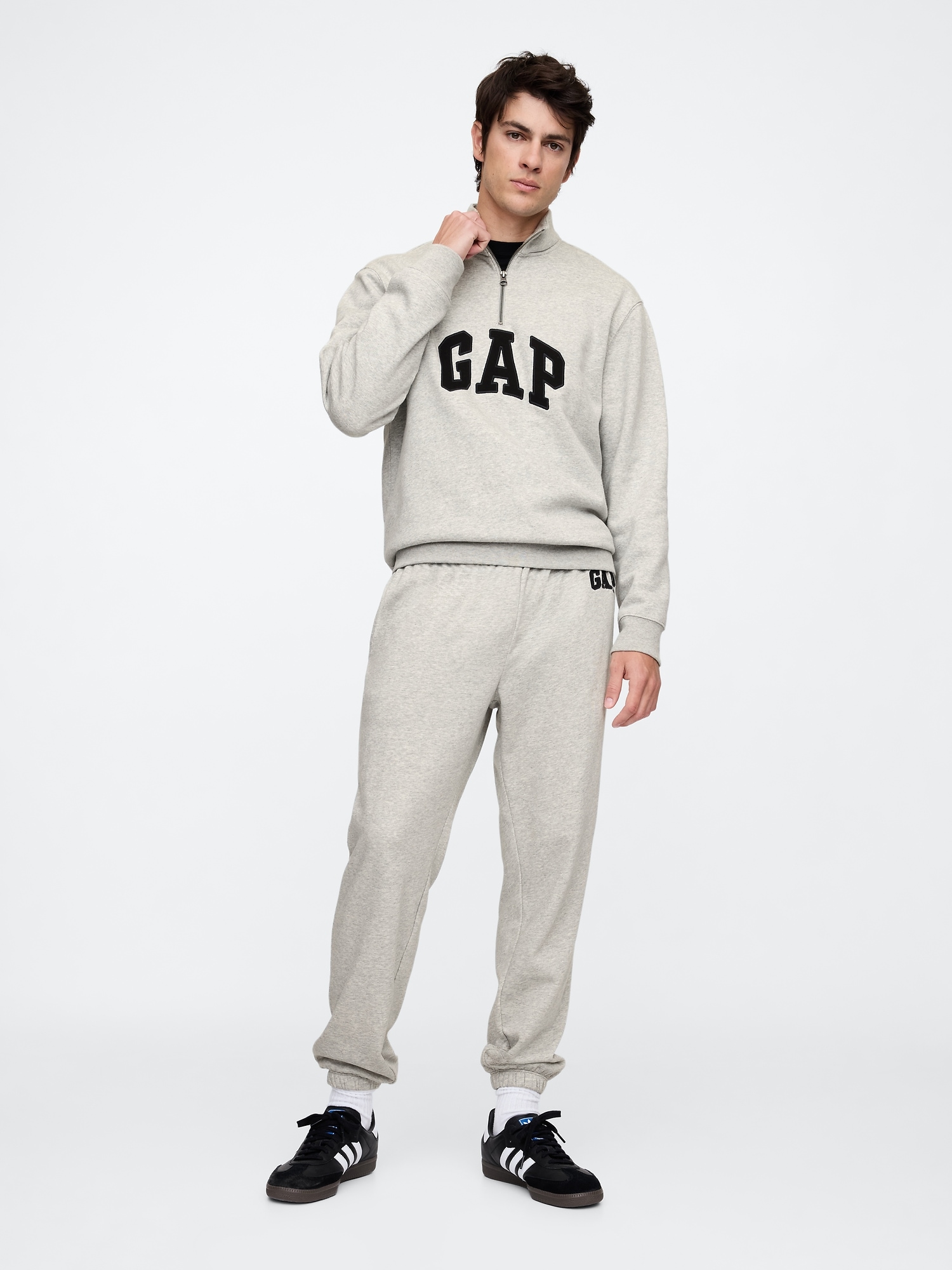 GAP Sweatpants with logo - Men's