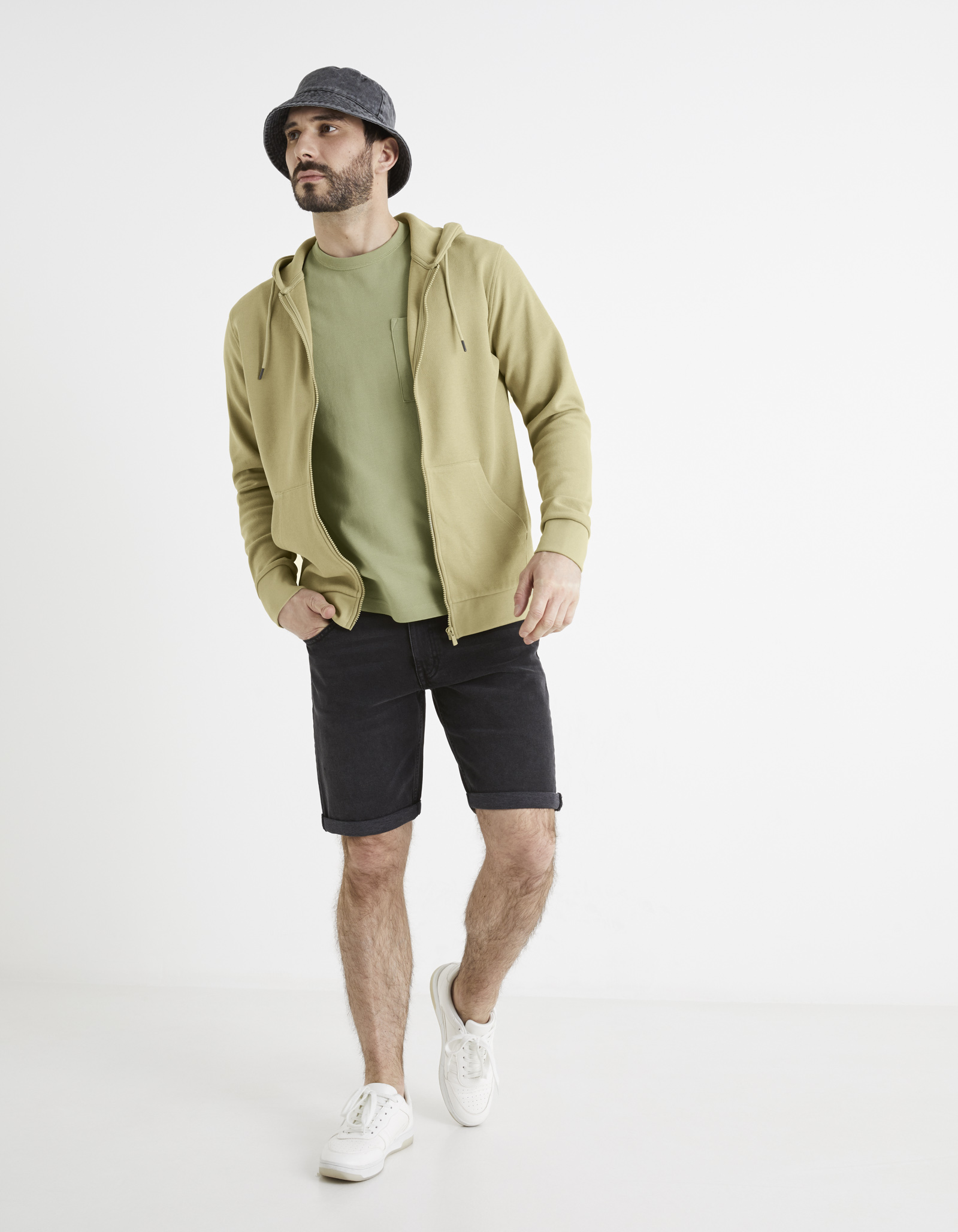 Pantaloni scurti barbati Celio