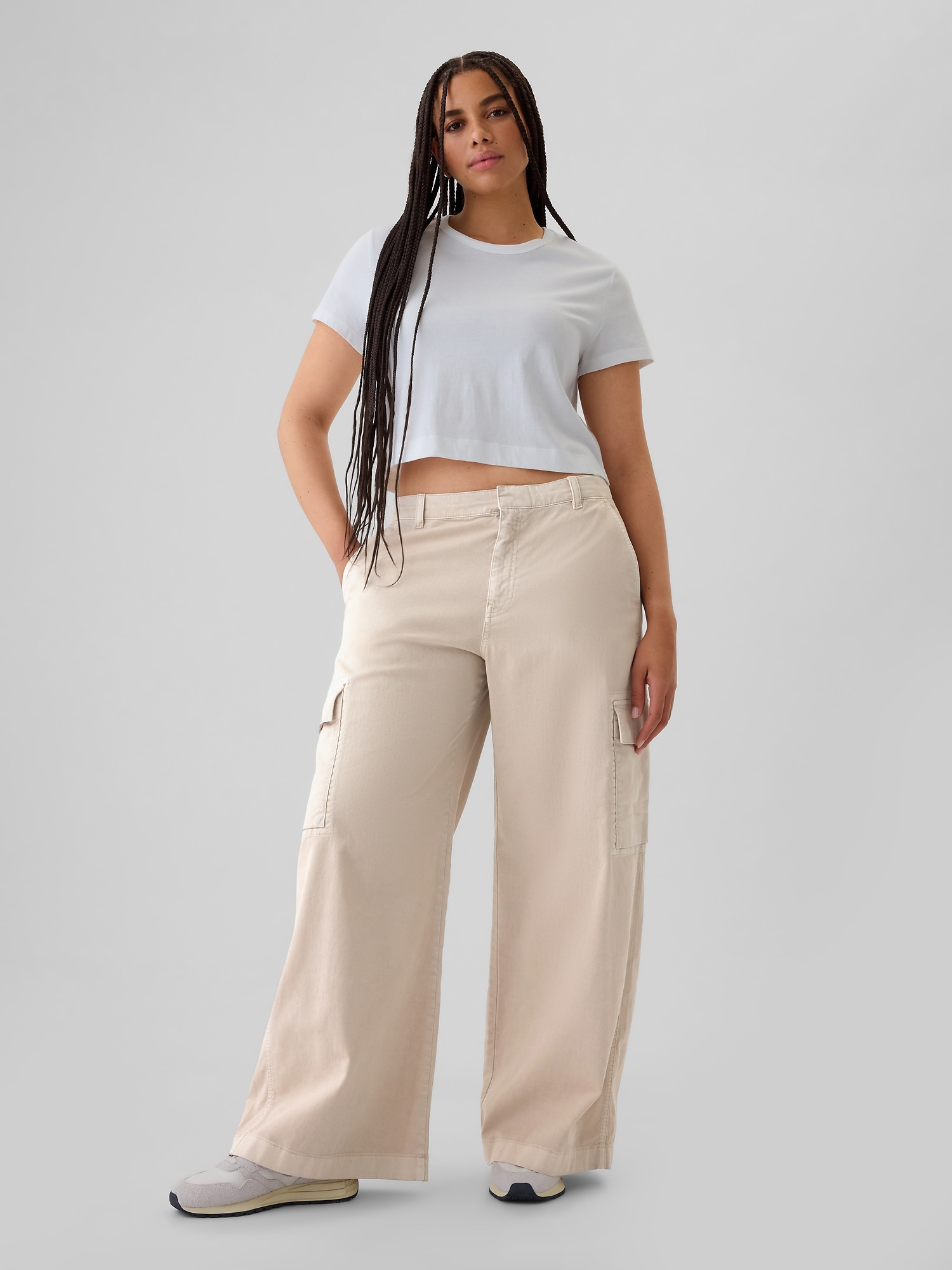 GAP Trousers with pockets Baggy Khaki Cargo - Women's