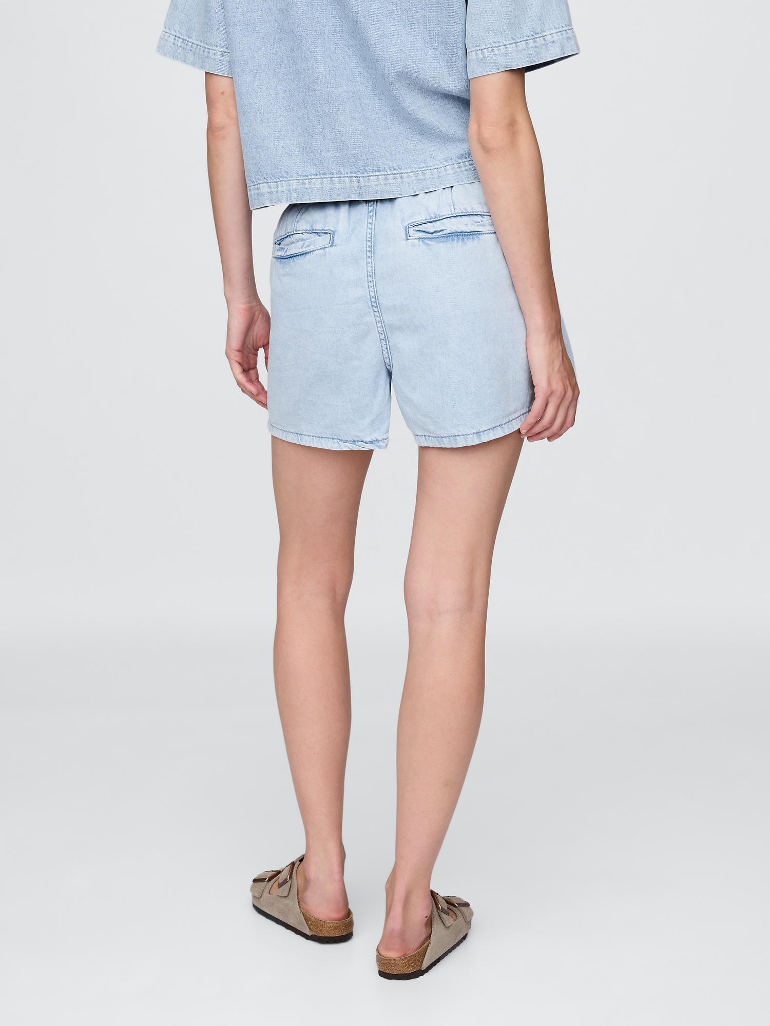 GAP Denim Shorts UltraSoft - Women's