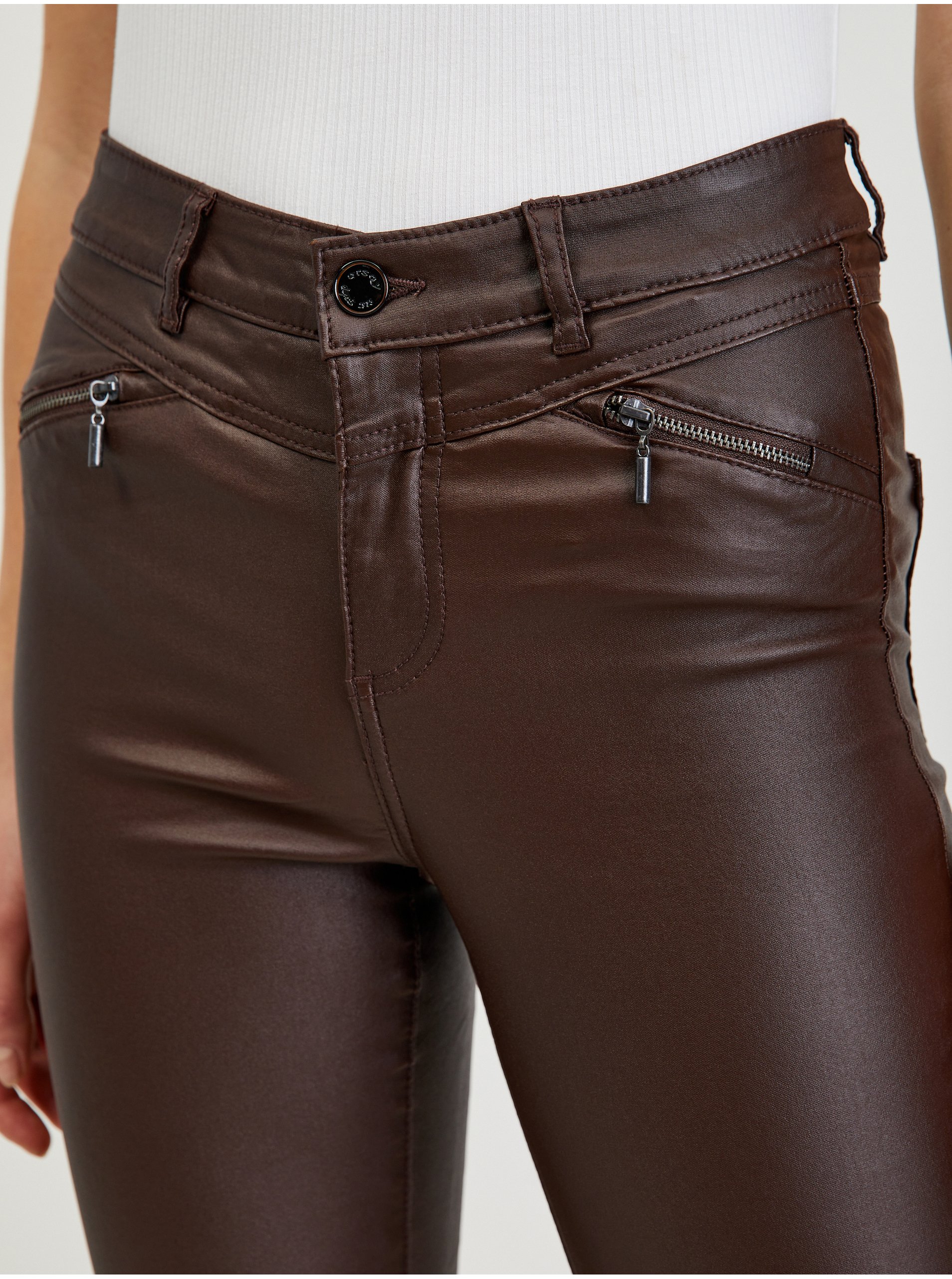 Pantaloni chino pentru femei ORSAY - maro inchis