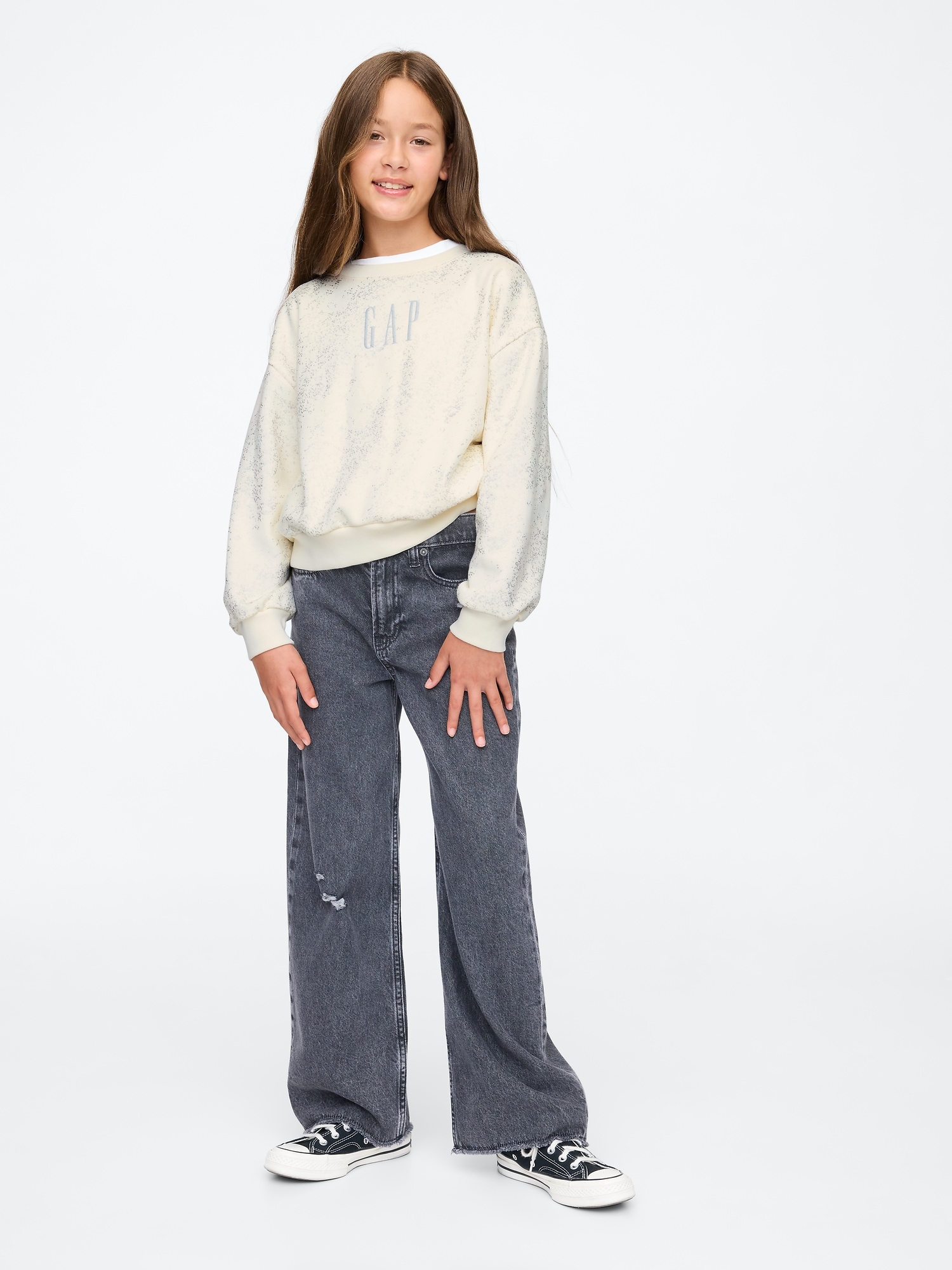 GAP Children&#039;s oversize sweatshirt with logo - Girls