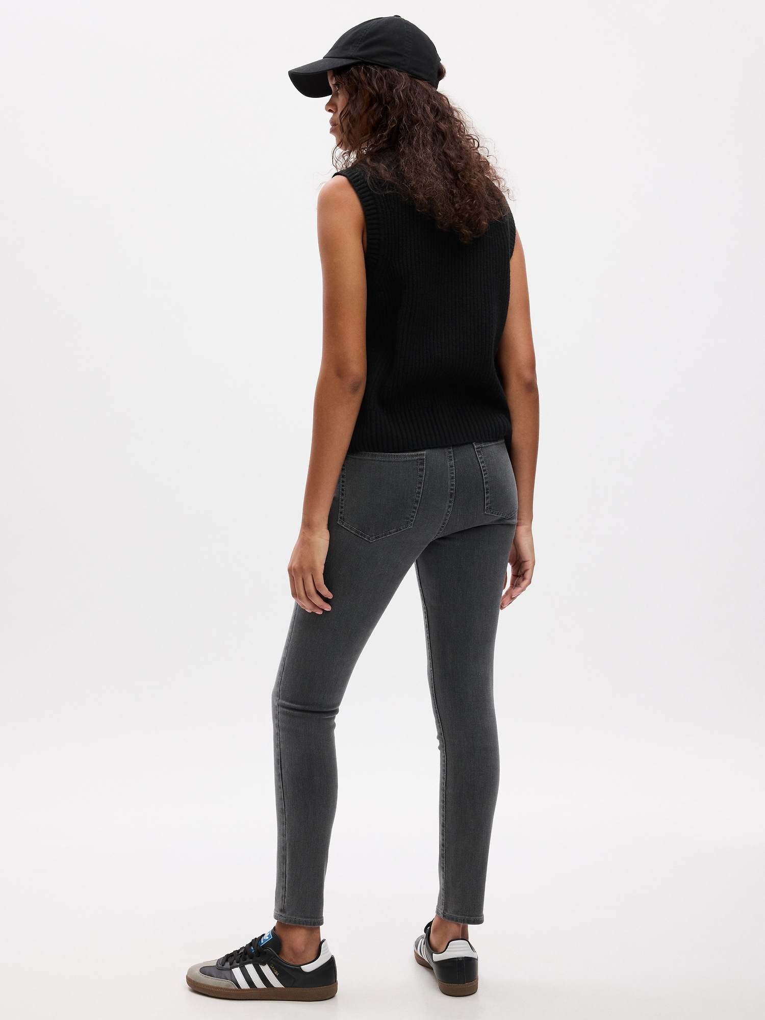 GAP True Skinny High Rise Jeans - Women's