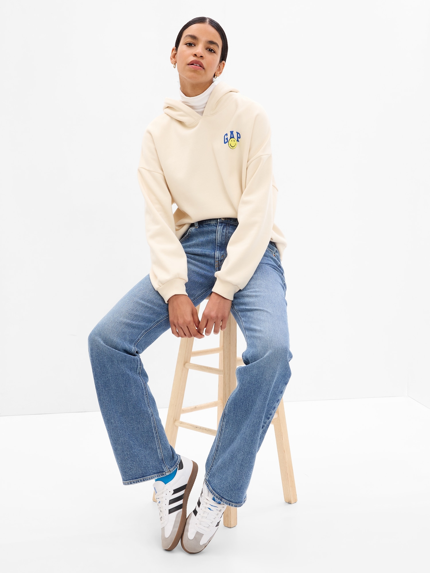 GAP Sweatshirt Vintage Soft & Smiley® - Women