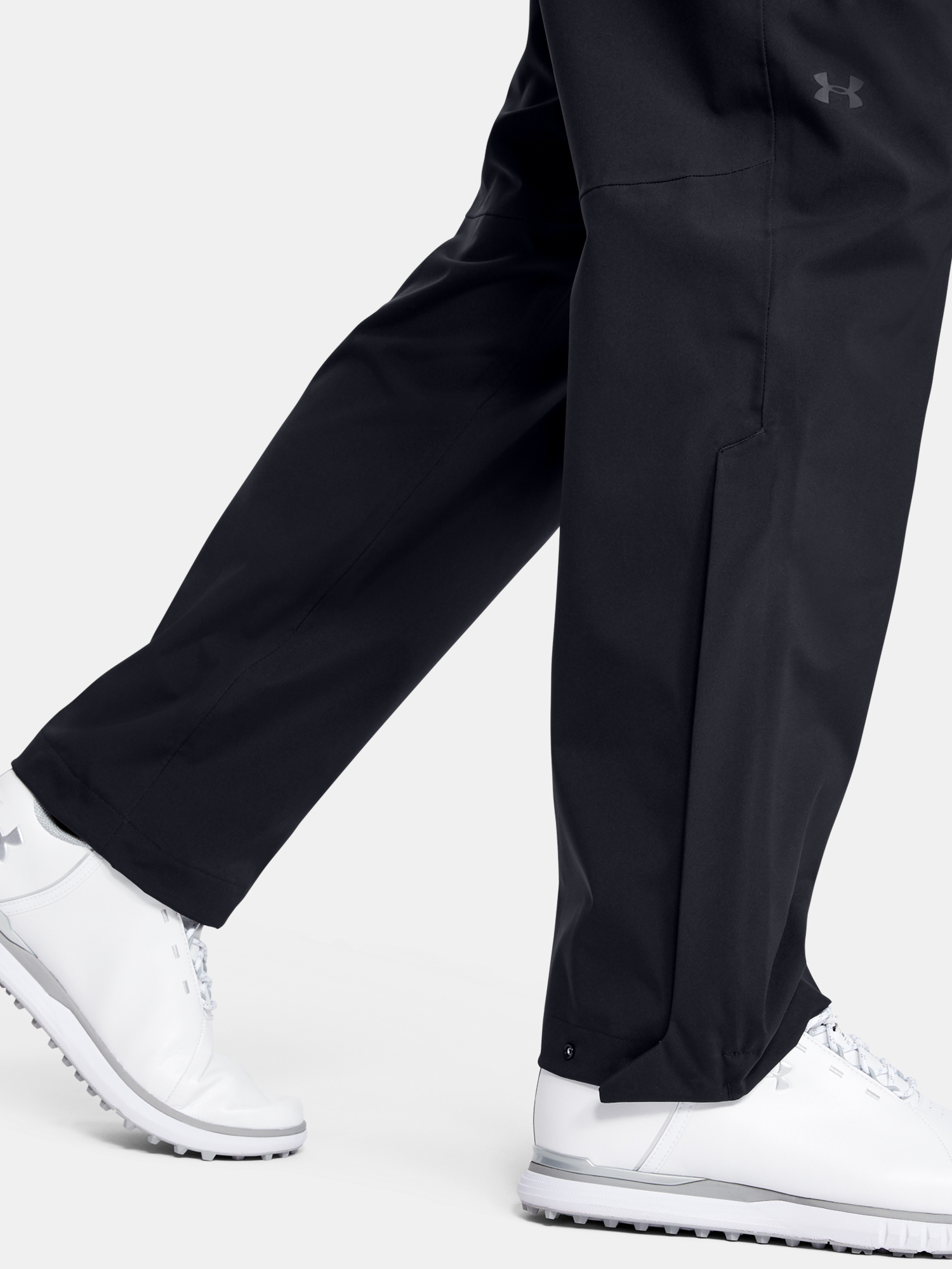 Pantaloni sport pentru femei Under Armour - negru