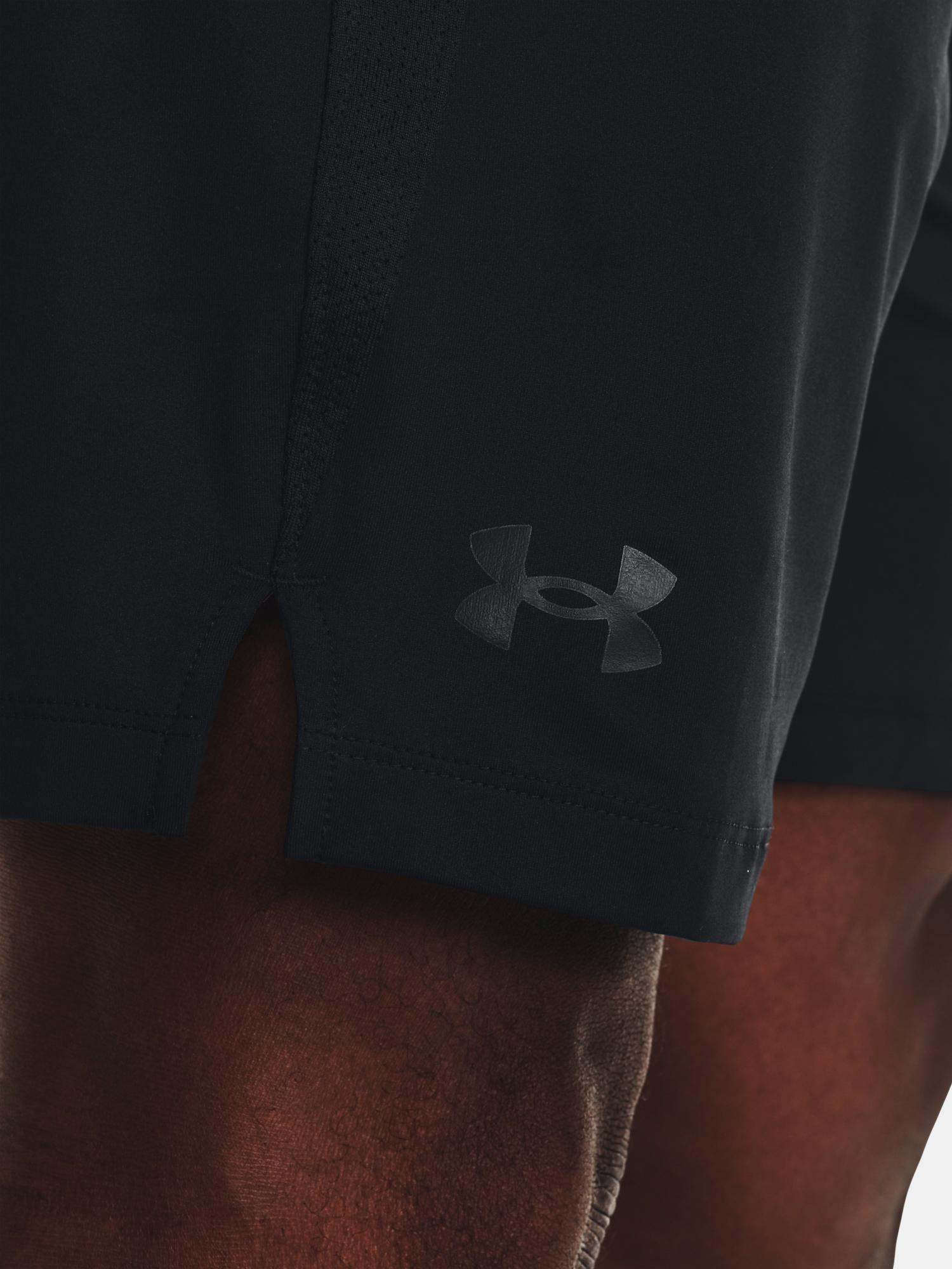 Pantaloni scurti de barbati, Under Armour