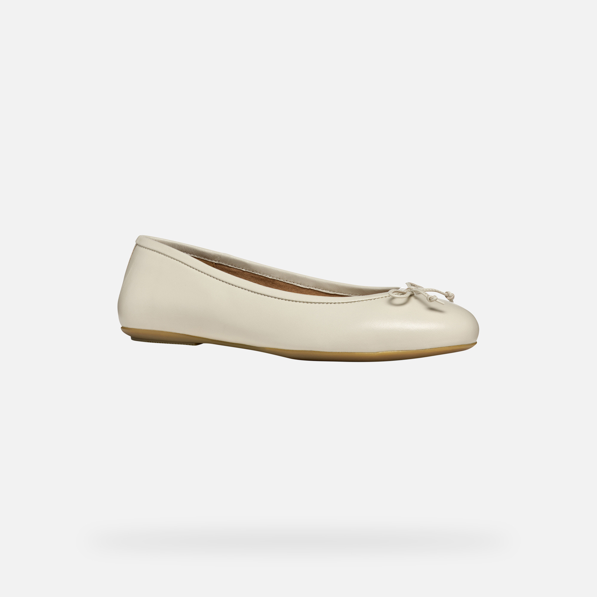 Cream women's ballet flats Geox Palmaria - Women's